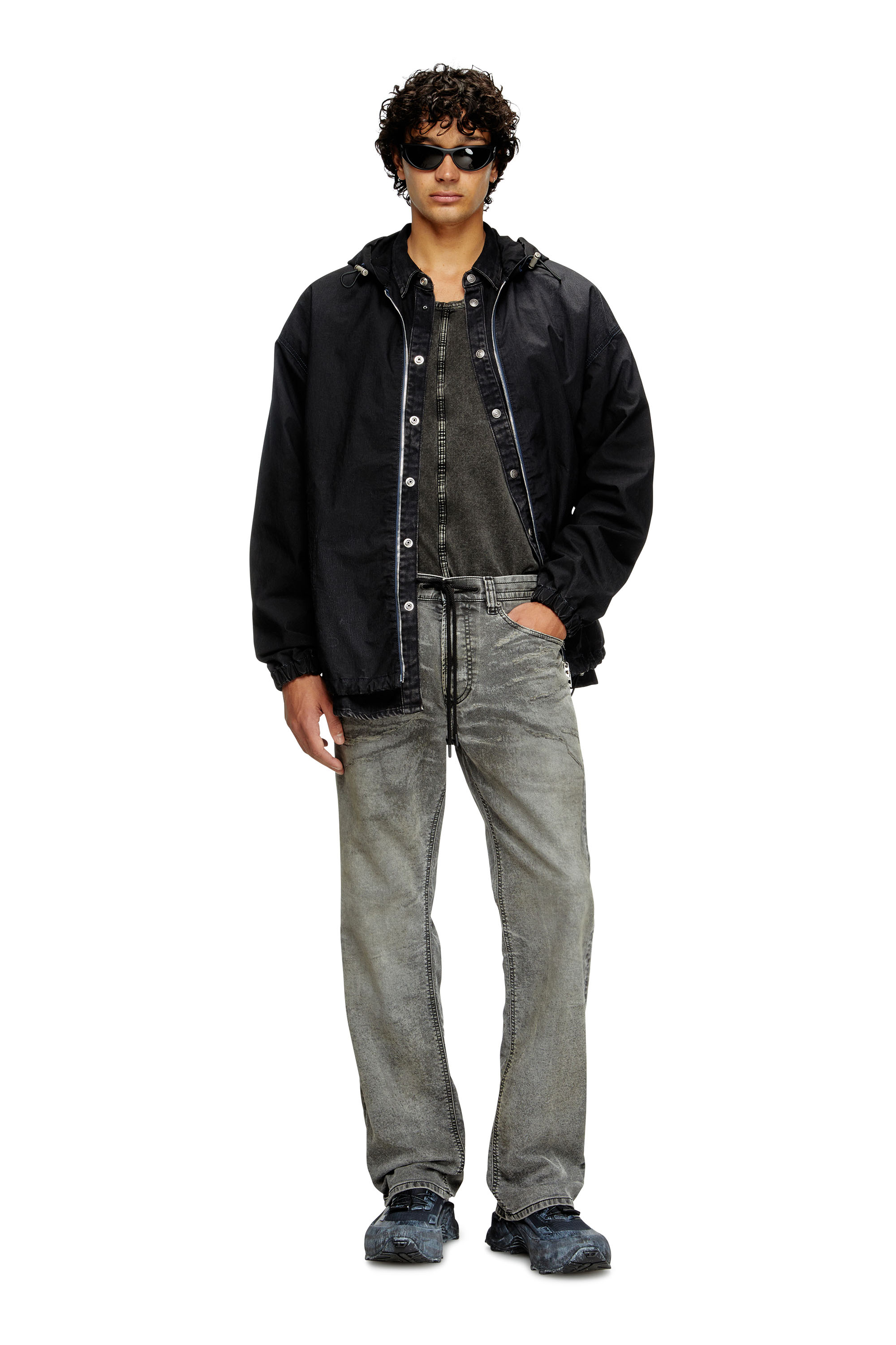 Diesel - Male's Relaxed 2080 D-Reel Joggjeans® 09M35, Black/Dark Grey - 2