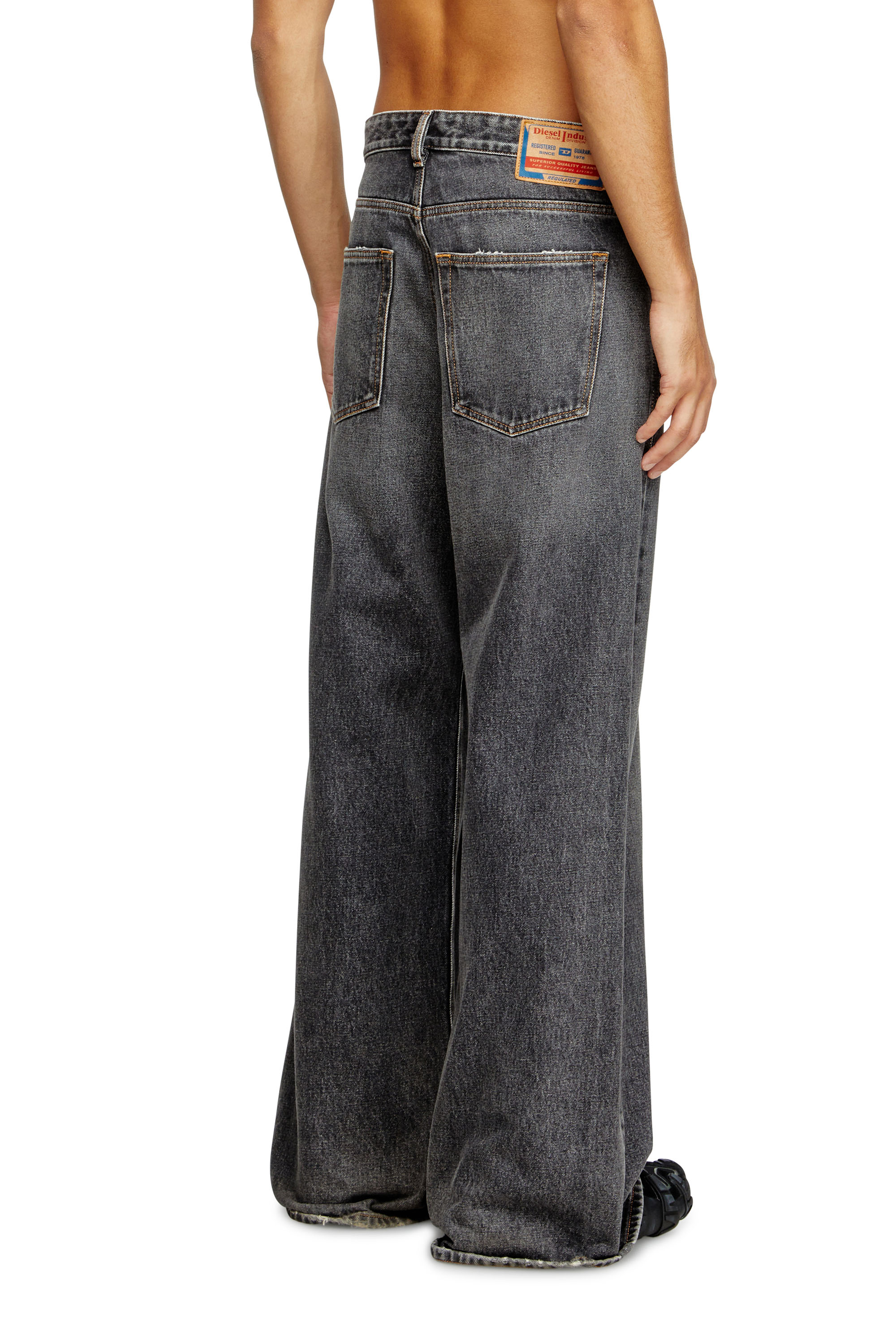 Diesel - Male's Relaxed Jeans D-Rise 007F6, Black/Dark Grey - 4