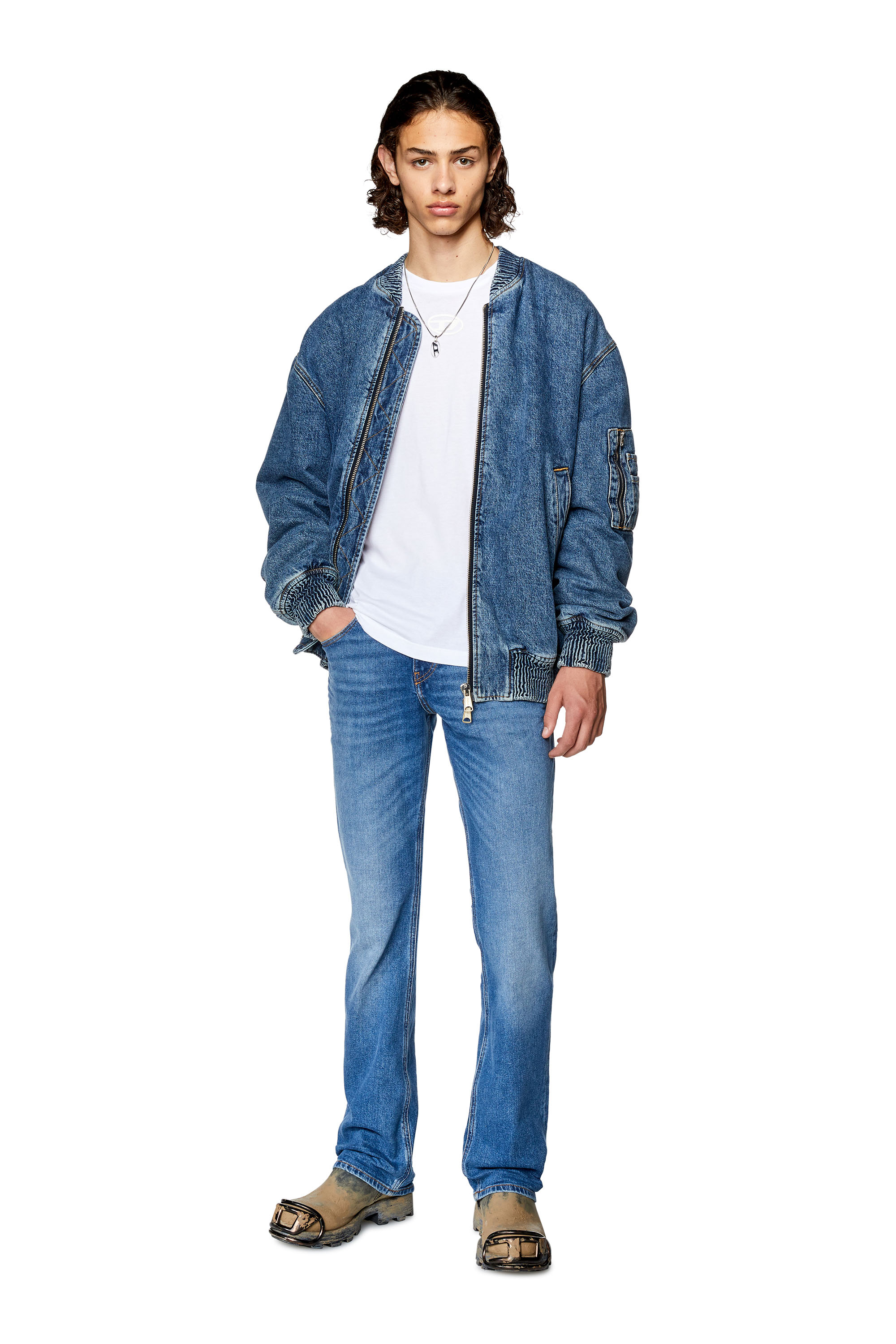 Diesel - Bootcut Jeans 2021 D-Vocs 0ENAT, Bleu moyen - Image 1
