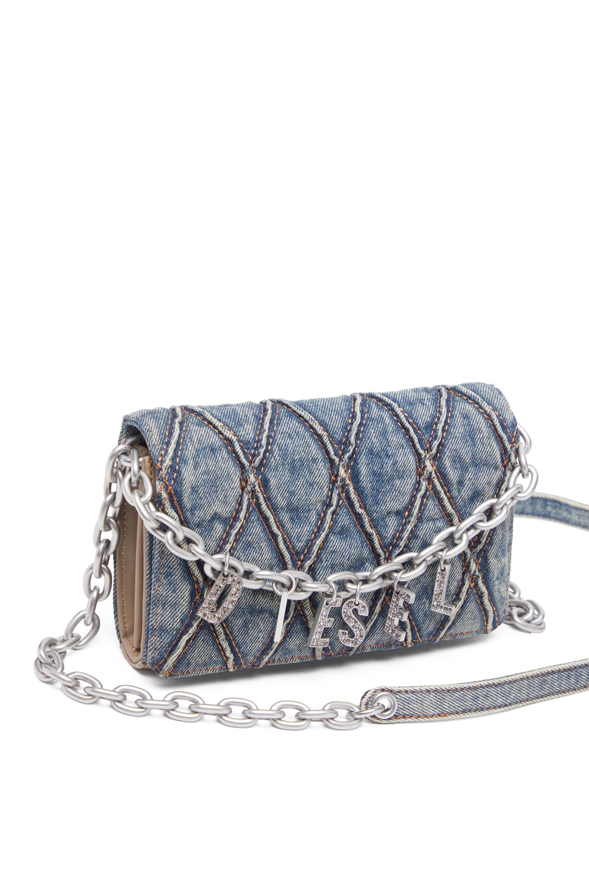 Diesel - CHARM-D WALLET STRAP, Porte-monnaie en denim matelassé motif argyle Femme in Bleu - 5