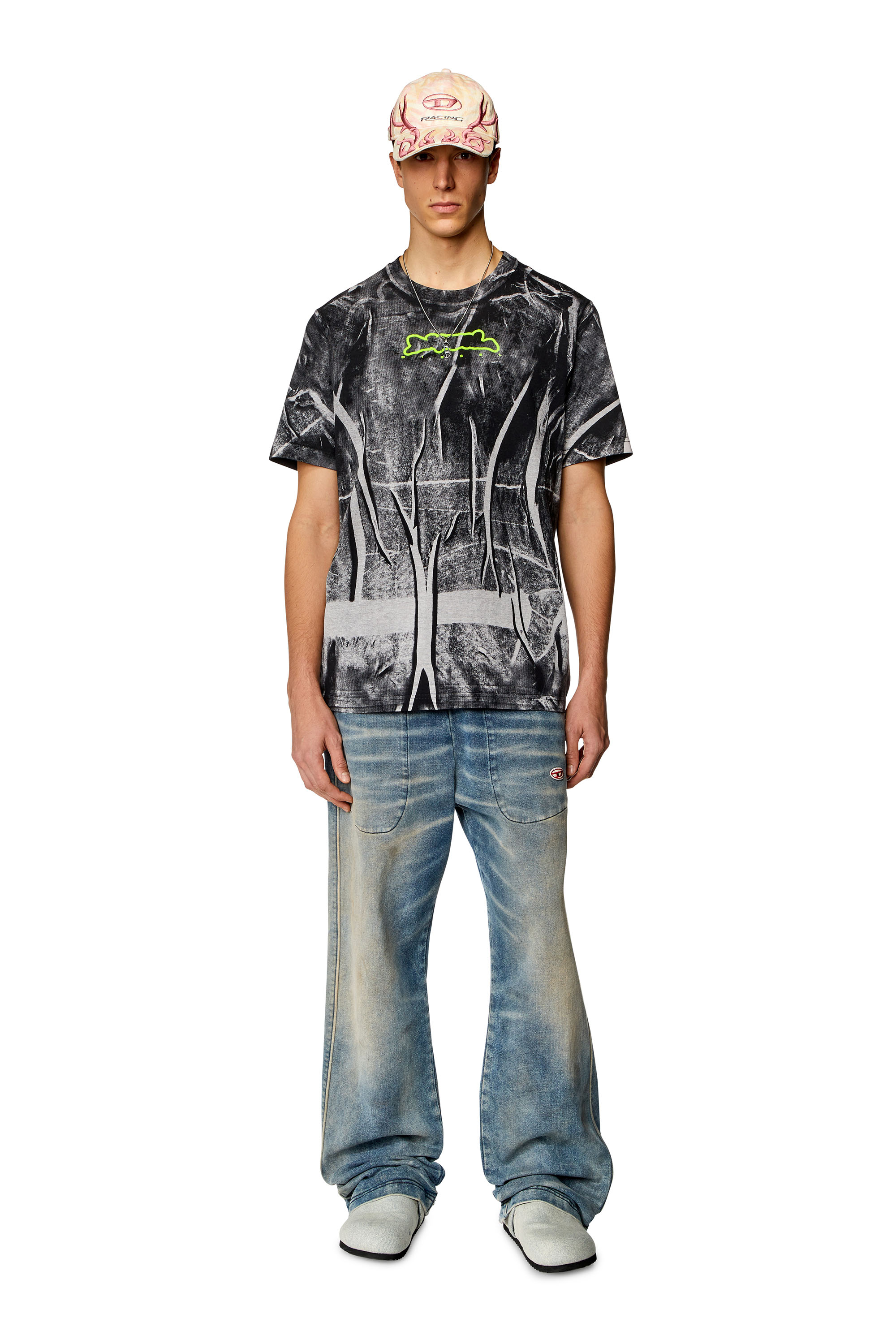 Diesel - T-JUST-N3, Homme T-shirt avec imprimé effet froissé in Polychrome - Image 3