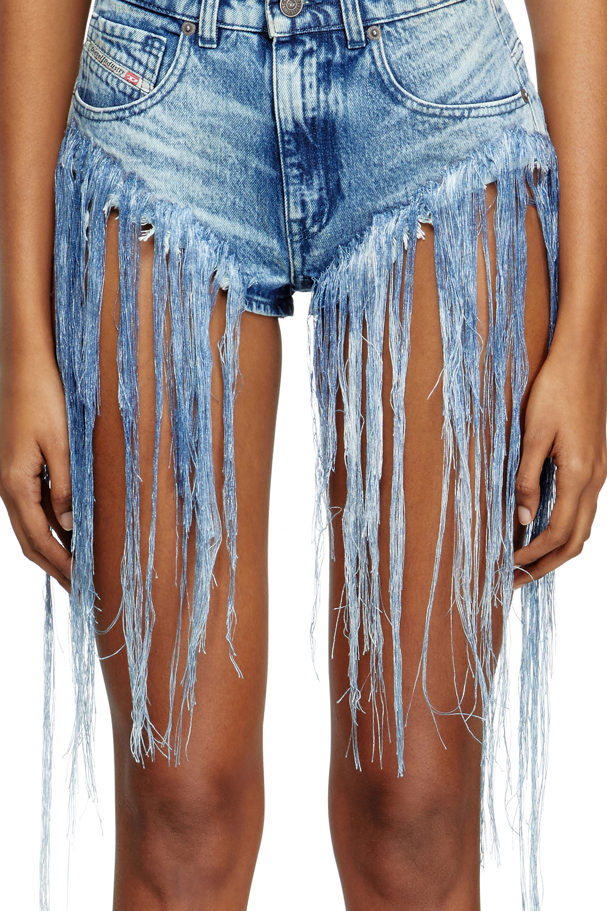 Diesel - DE-JIZZ-FSG, Short en denim effiloché à effet vieilli Femme in Bleu - 3