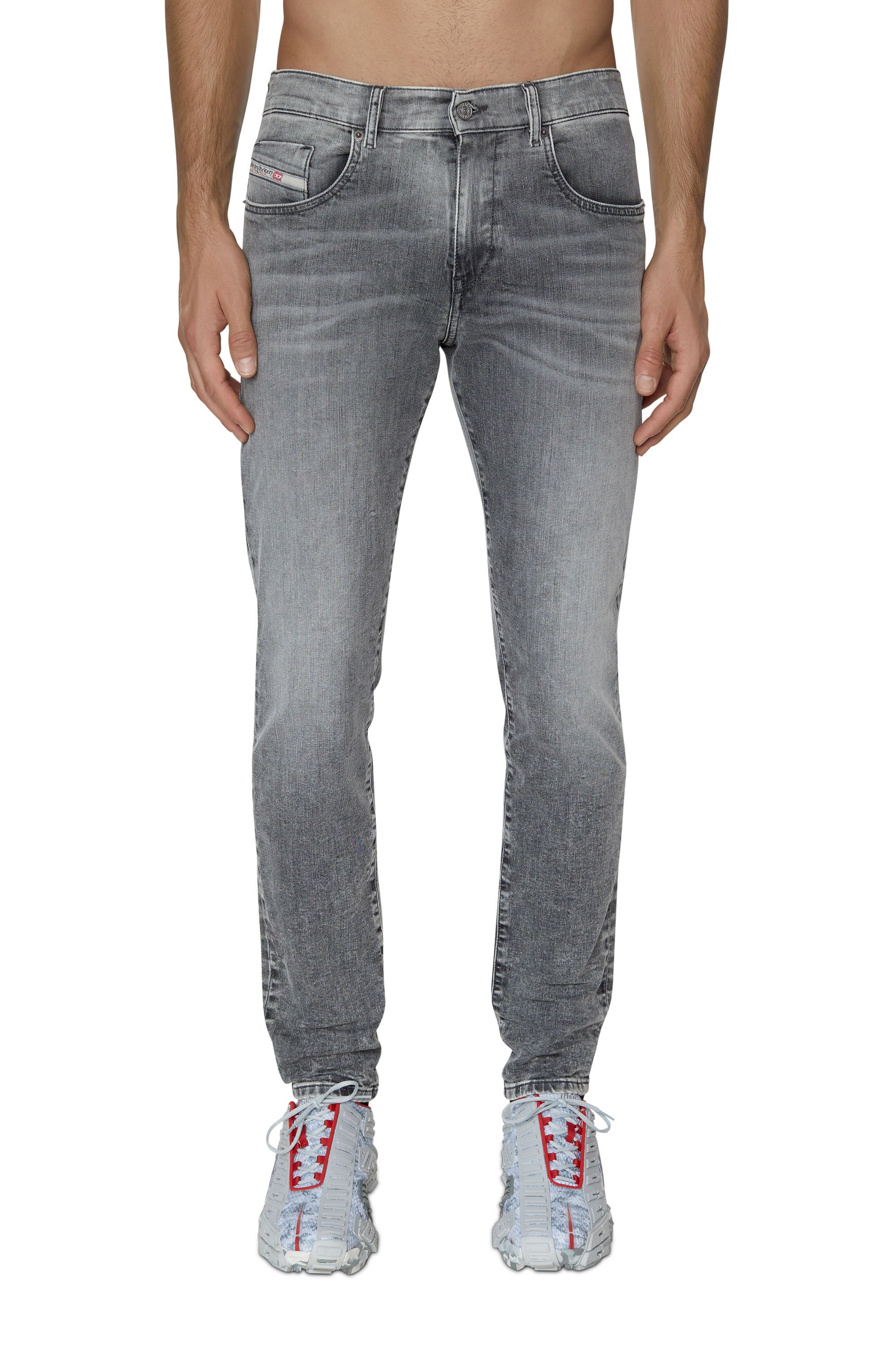Diesel - D-Strukt JoggJeans® 09D53 Slim, Light Grey - Image 1