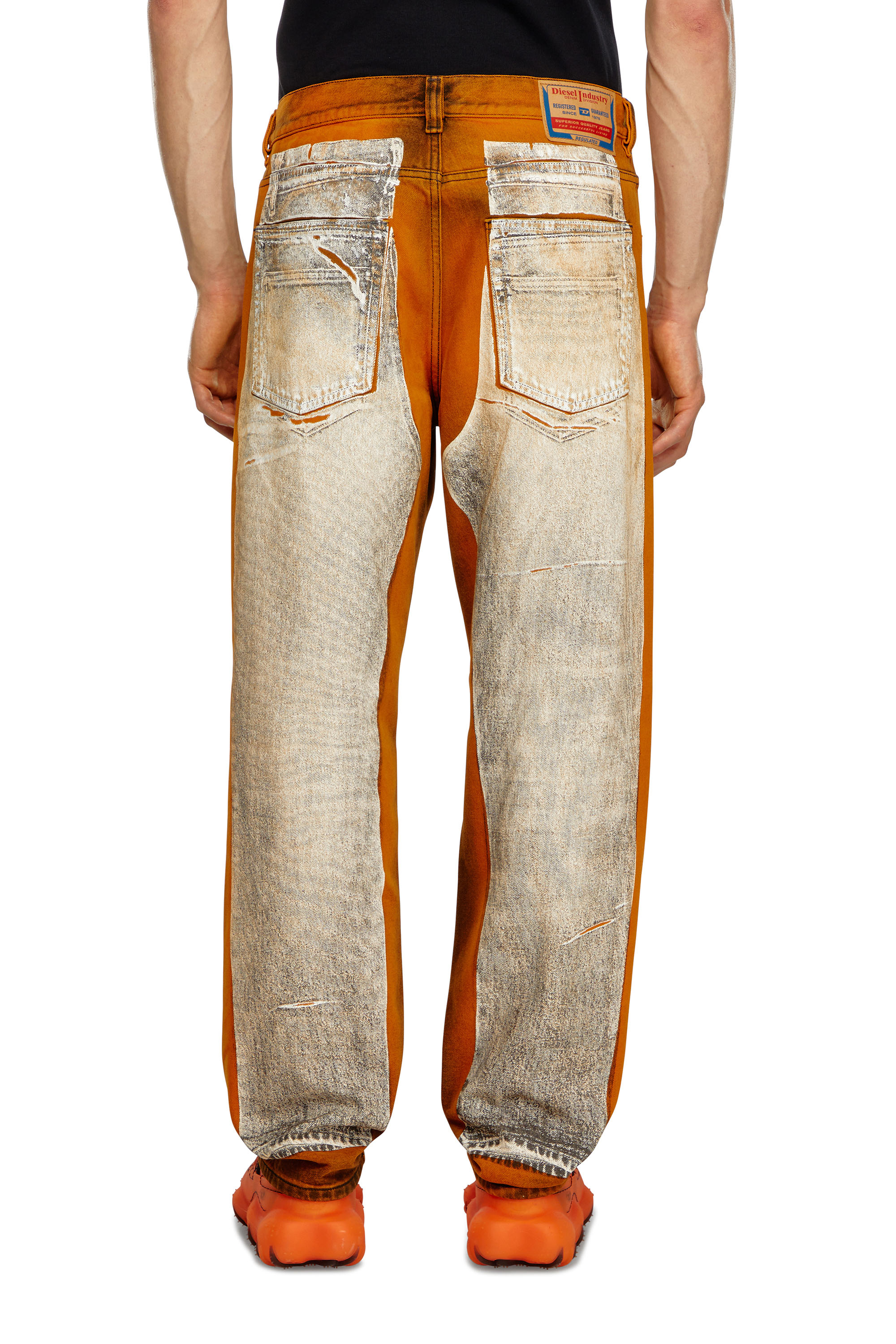 Diesel - Straight Jeans 2010 D-Macs 007U8, Noir/Orange - Image 4