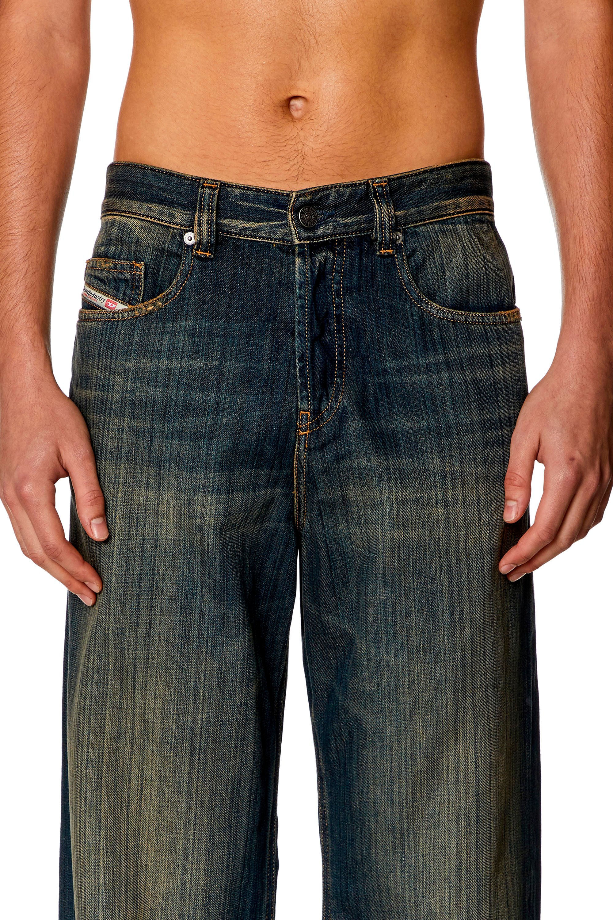 Straight Jeans 2001 D-Macro 09I20