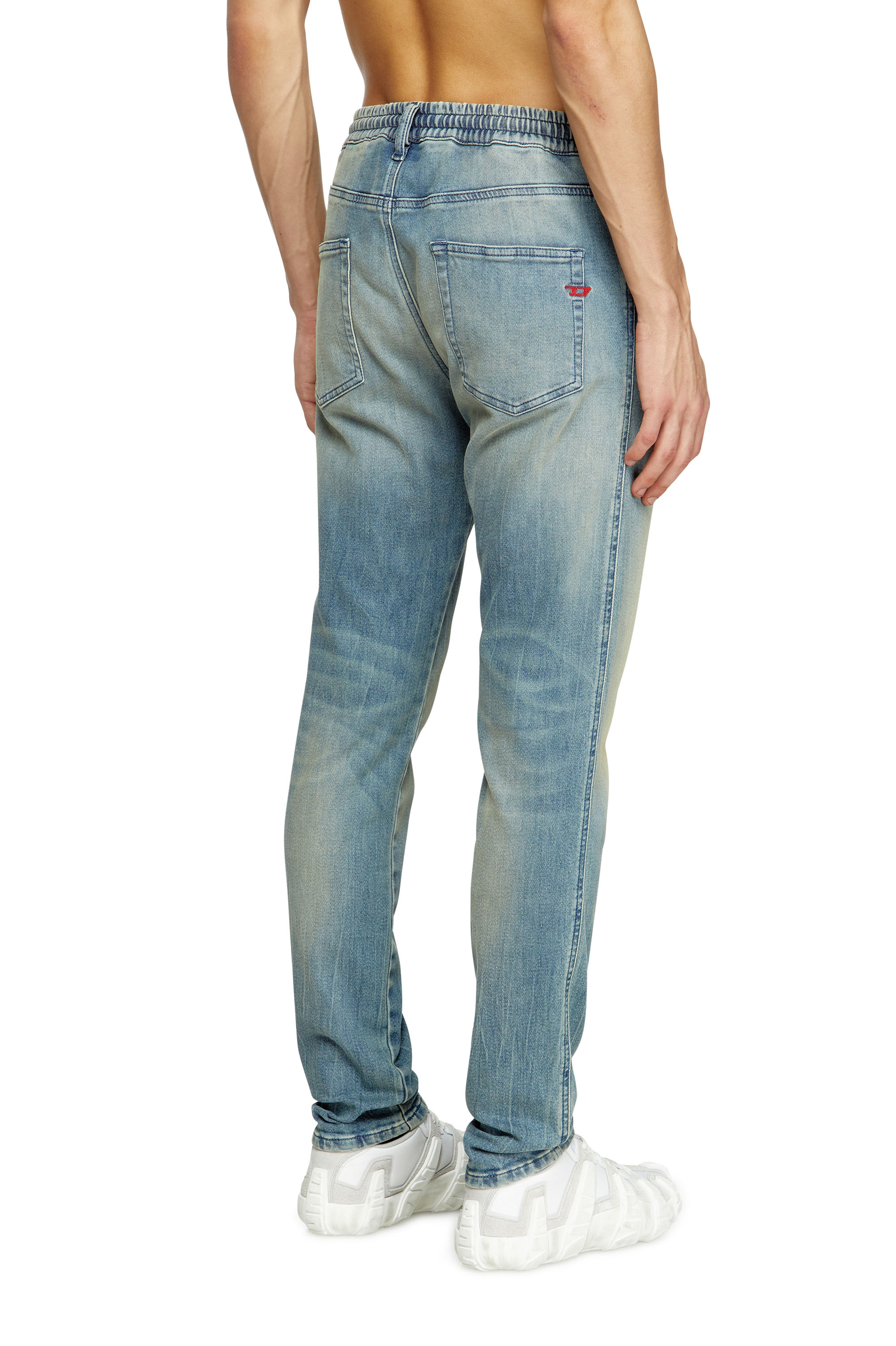 Diesel - Male's Slim 2062 D-Strukt Joggjeans® 09M31, Light Blue - 4