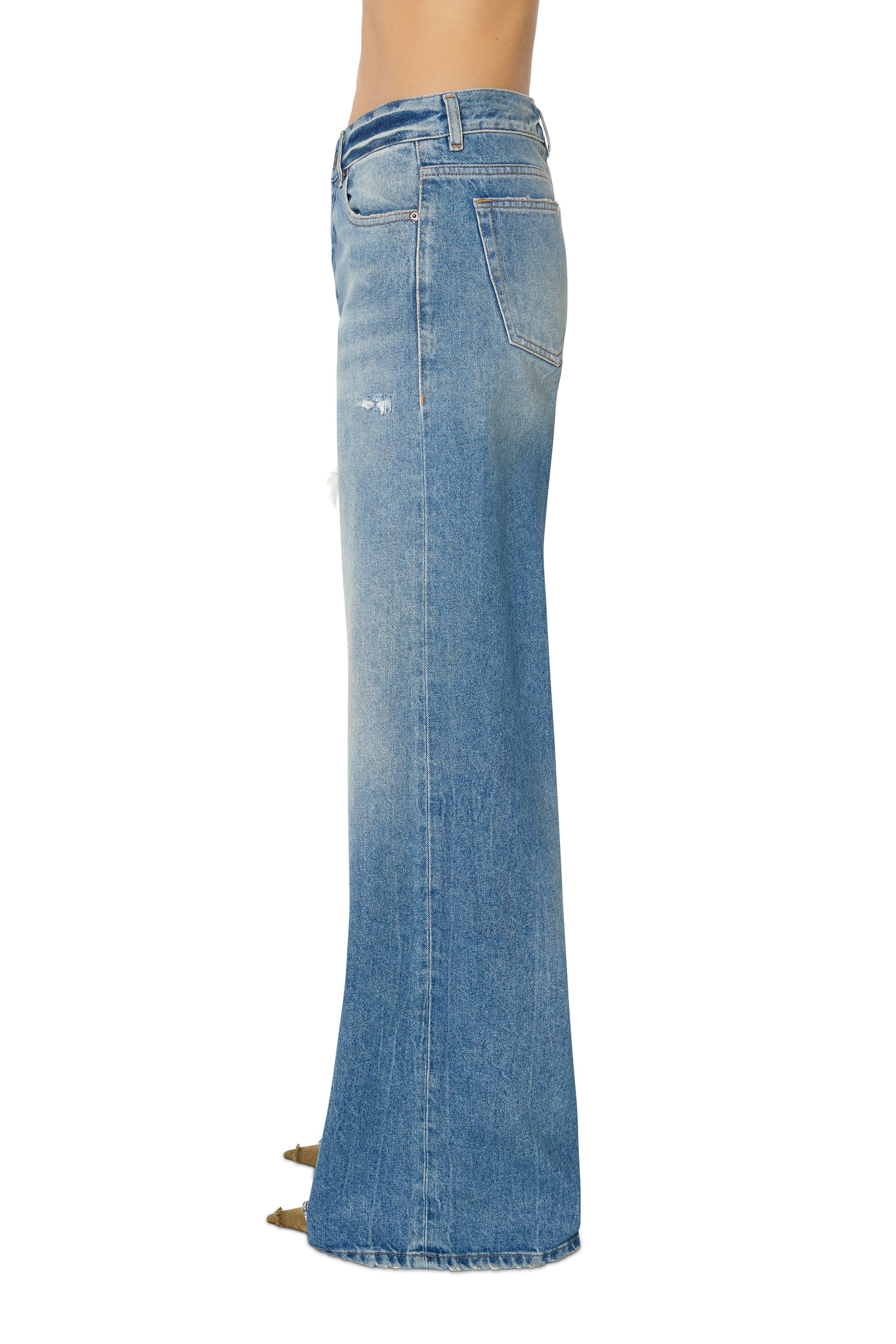 Diesel - 1978 D-AKEMI 09D97 Bootcut and Flare Jeans, Bleu Clair - Image 6