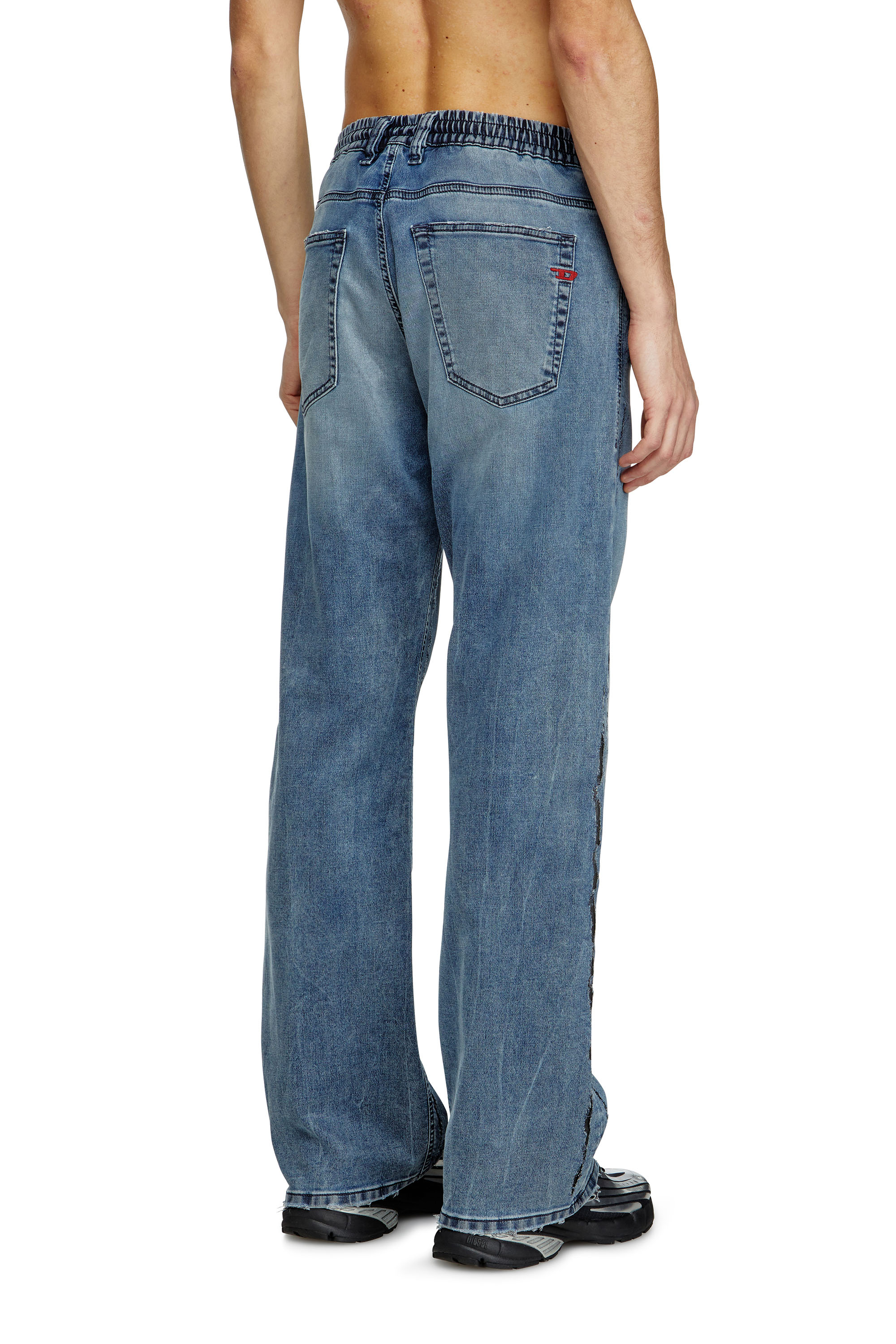 Diesel - Relaxed 2080 D-Reel Joggjeans® 09K64 Homme, Bleu moyen - Image 3