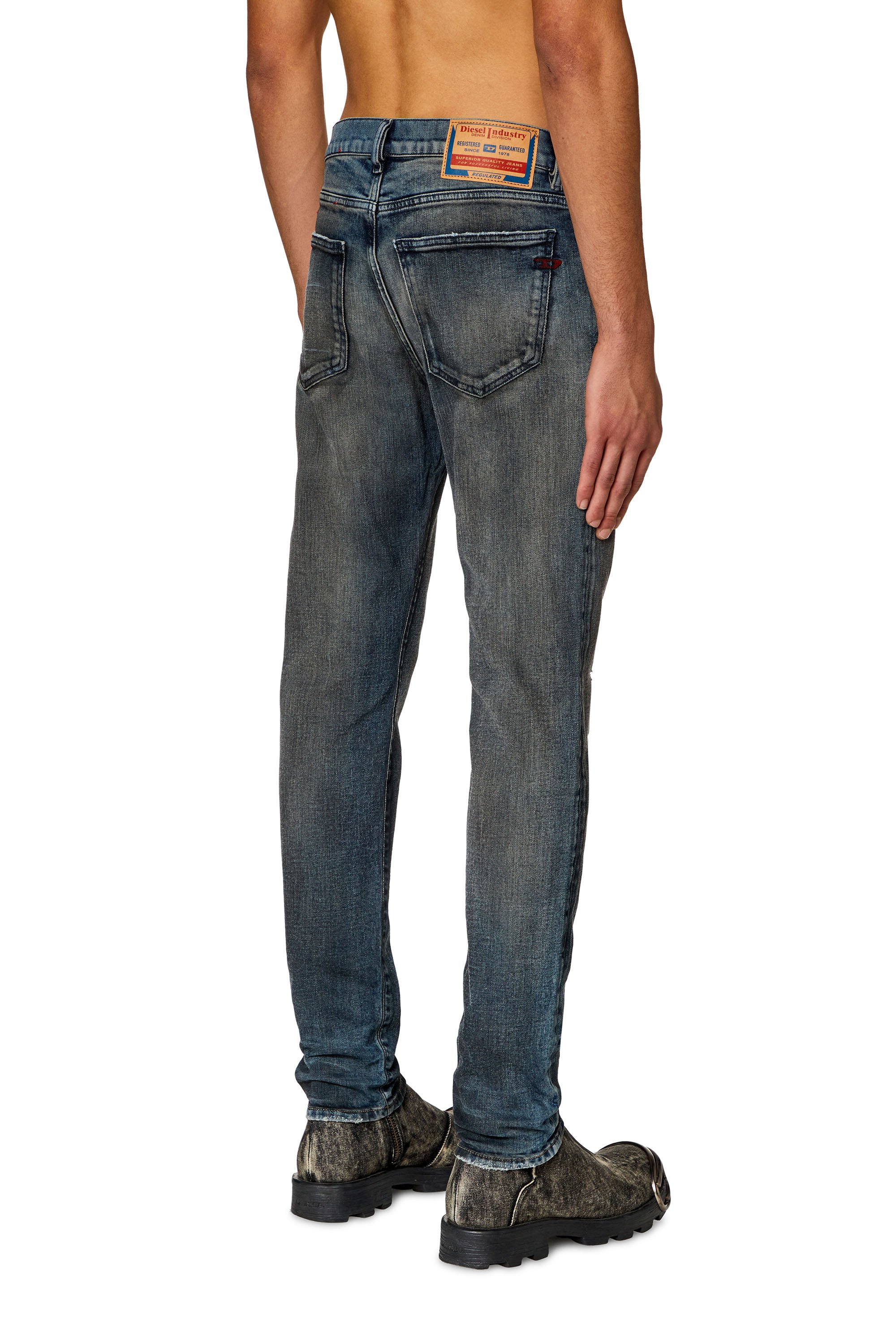 Diesel - Slim Jeans 2019 D-Strukt 09H54, Bleu Foncé - Image 2