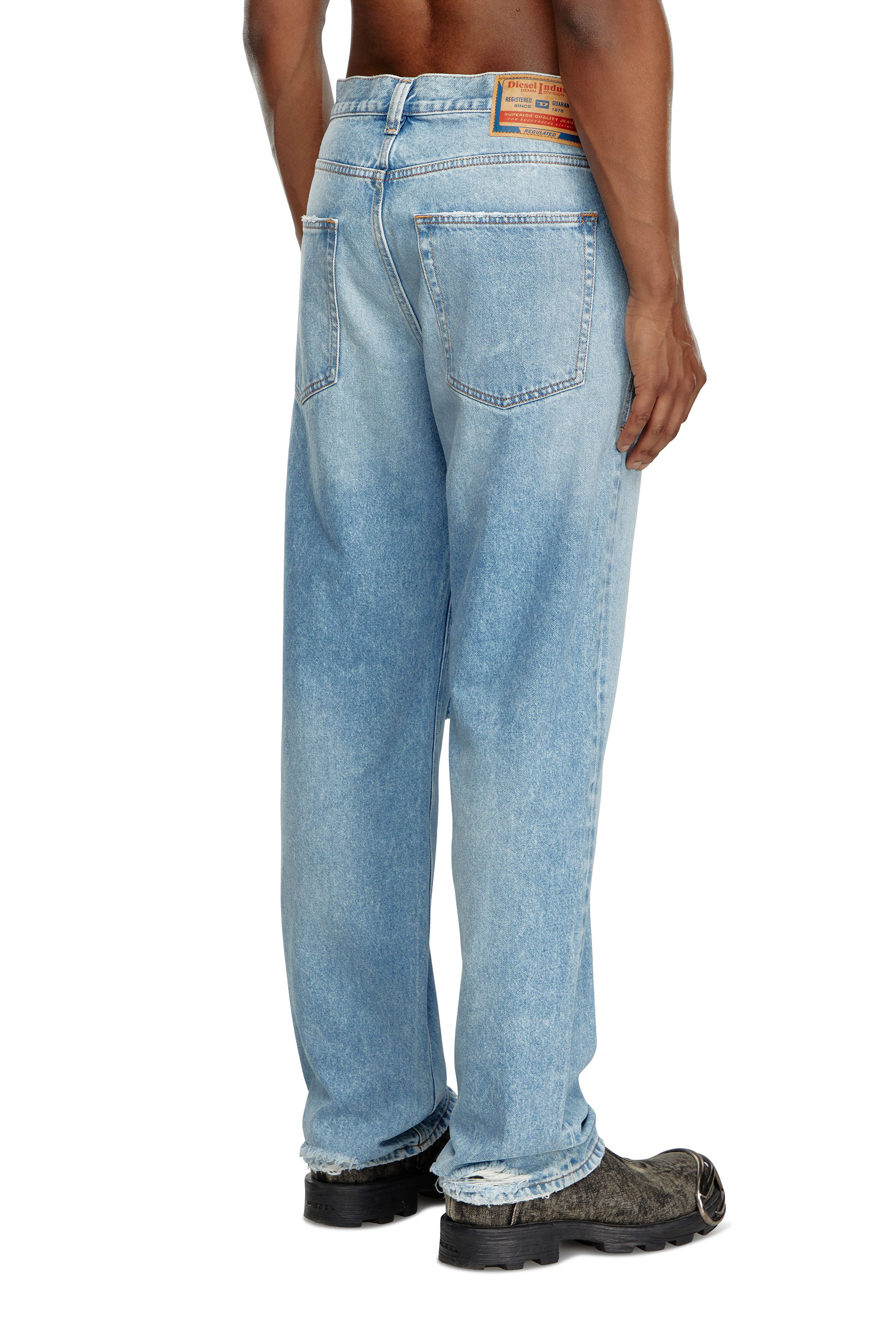 Diesel - Male's Regular Jeans 2010 D-Macs 09J80, Light Blue - 2