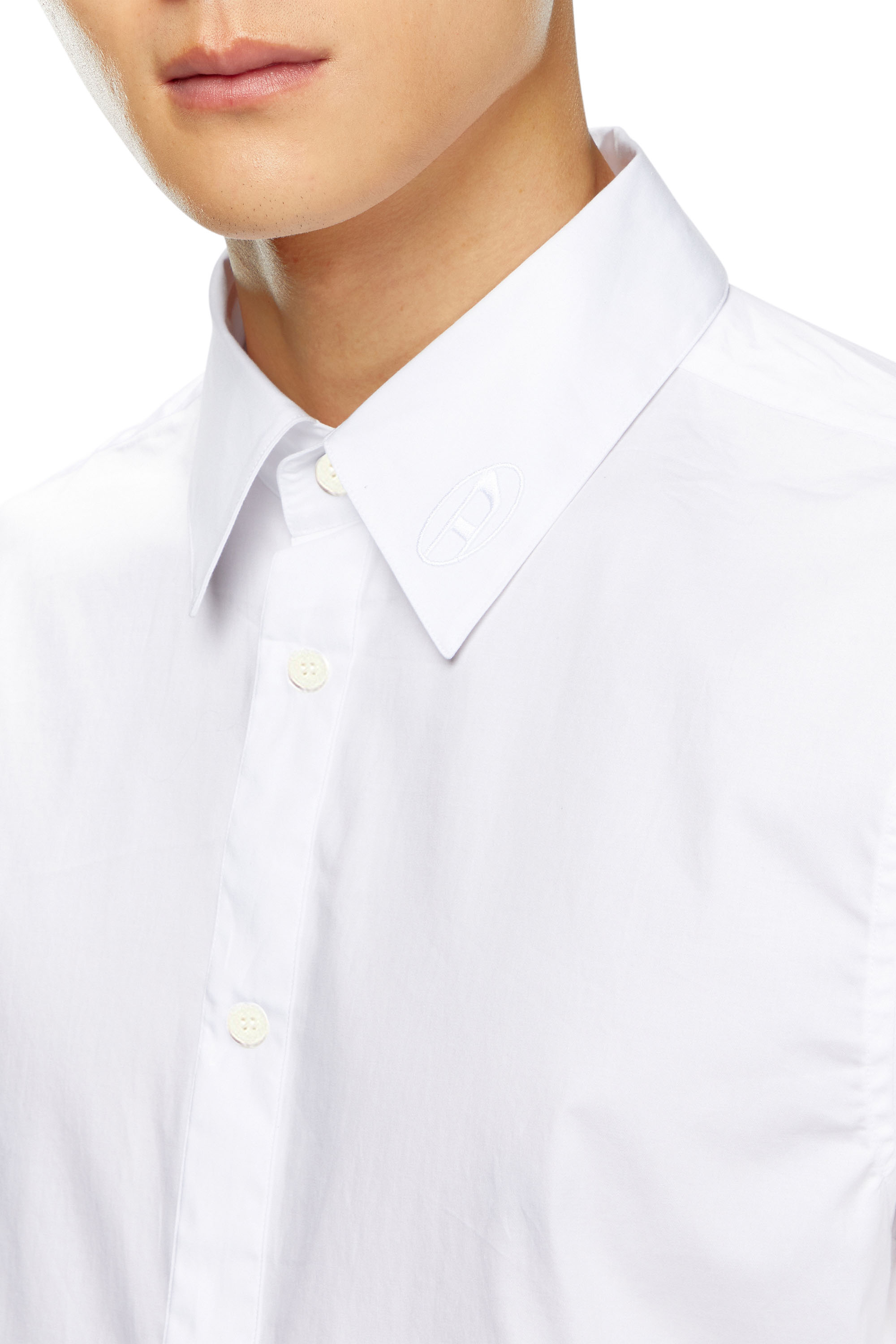 Diesel - S-FITTY-A, Chemise élégante avec col à logo brodé Homme in Blanc - 4