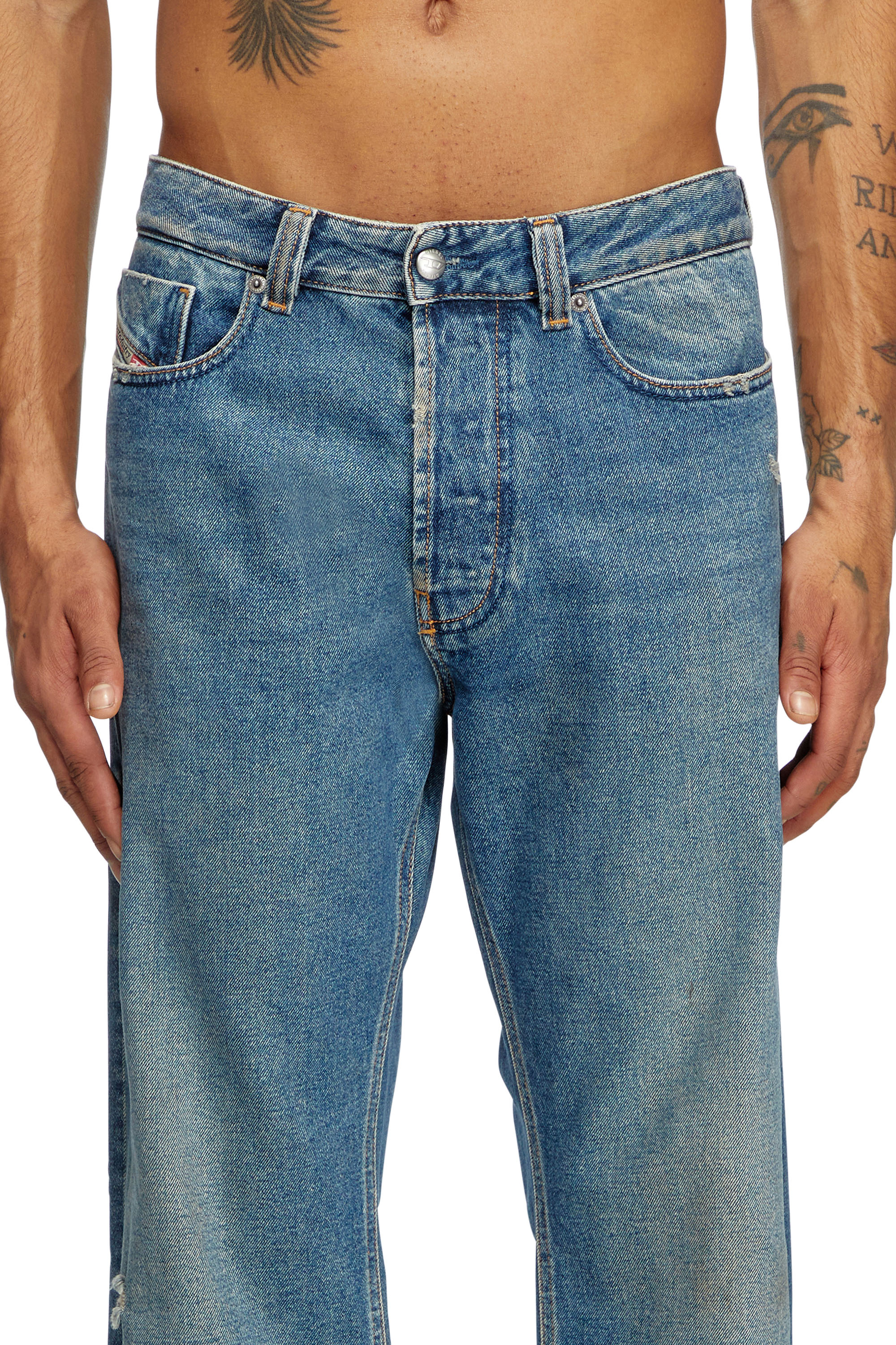 Diesel - Male's Relaxed Jeans 1980 D-Eeper 09J79, Medium Blue - 5