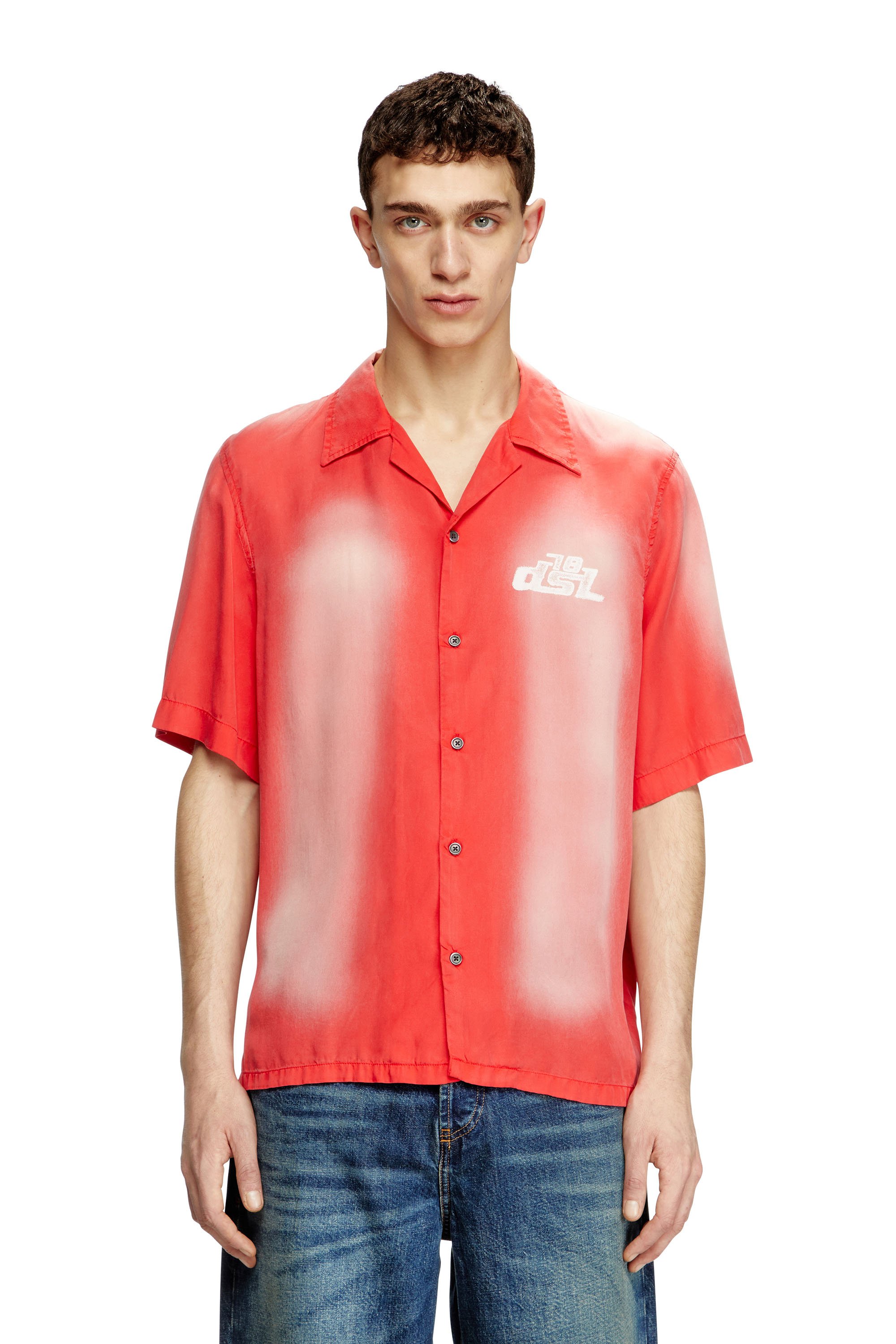 Diesel - S-ELLY, Chemise bowling délavée avec imprimés à logo Homme in Rouge - 1