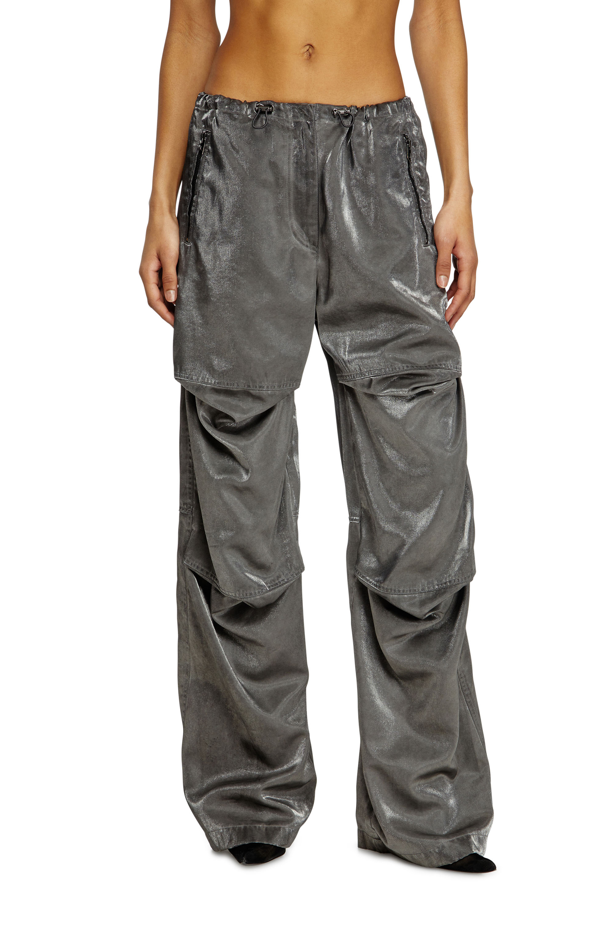 Diesel - P-RODIGE, Pantalon cargo en satin Femme in Gris - 1