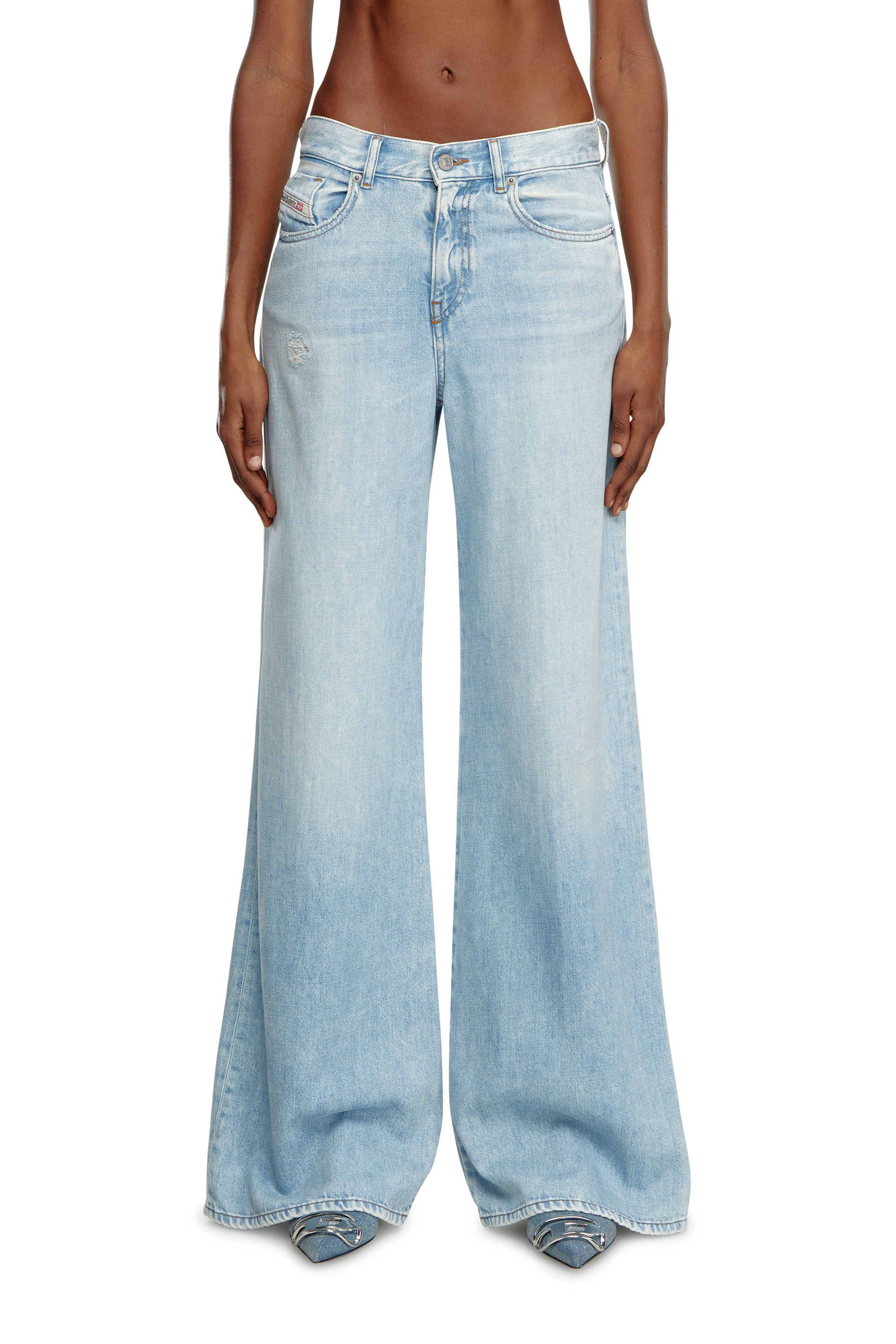 Diesel - Female's Bootcut and Flare Jeans 1978 D-Akemi 068MQ, Light Blue - 1