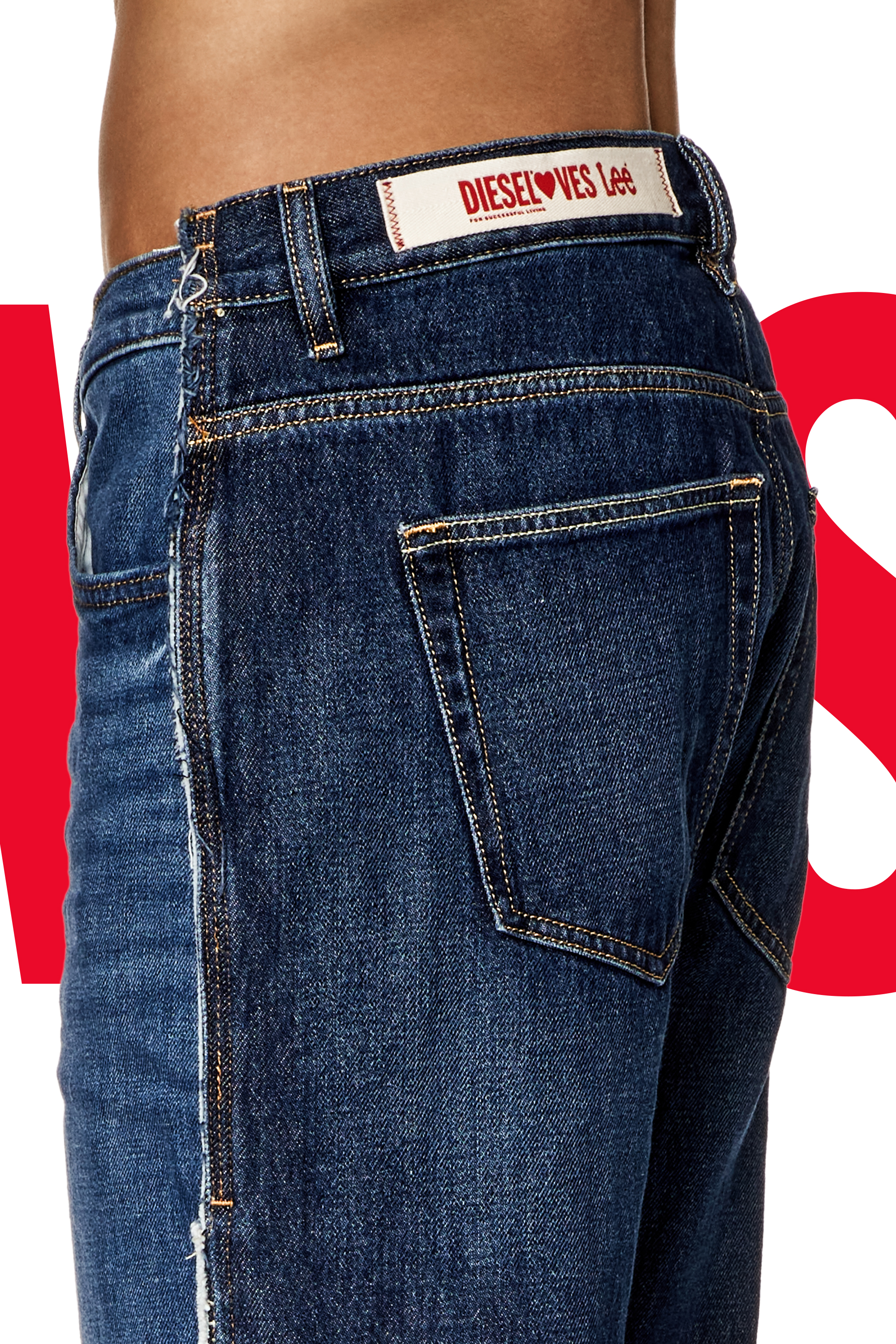 Diesel - Straight Jeans Dieseloves 04 09K47, Bleu moyen - Image 4