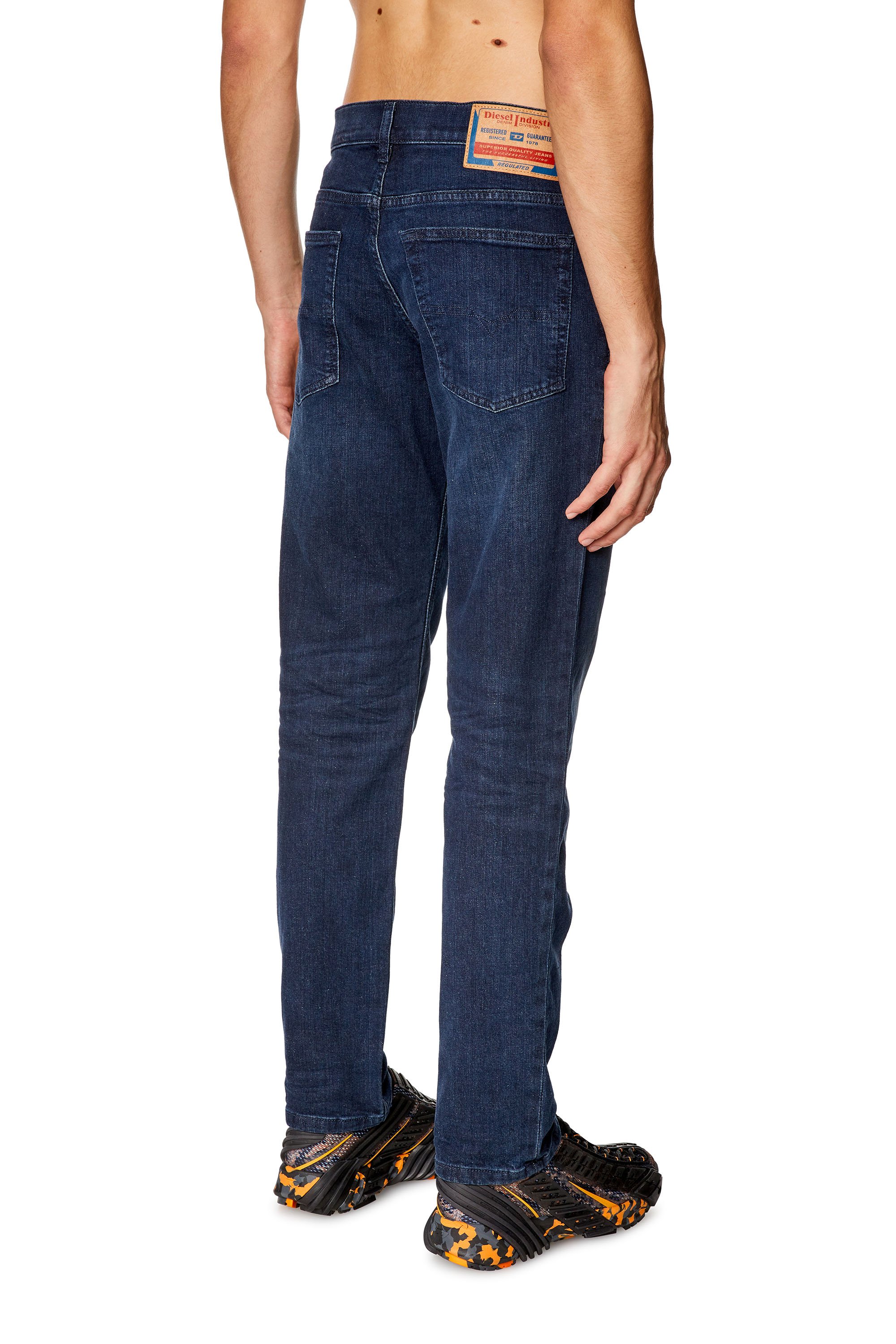 Diesel - Tapered Jeans 2023 D-Finitive 0CNAA, Dark Blue - Image 3