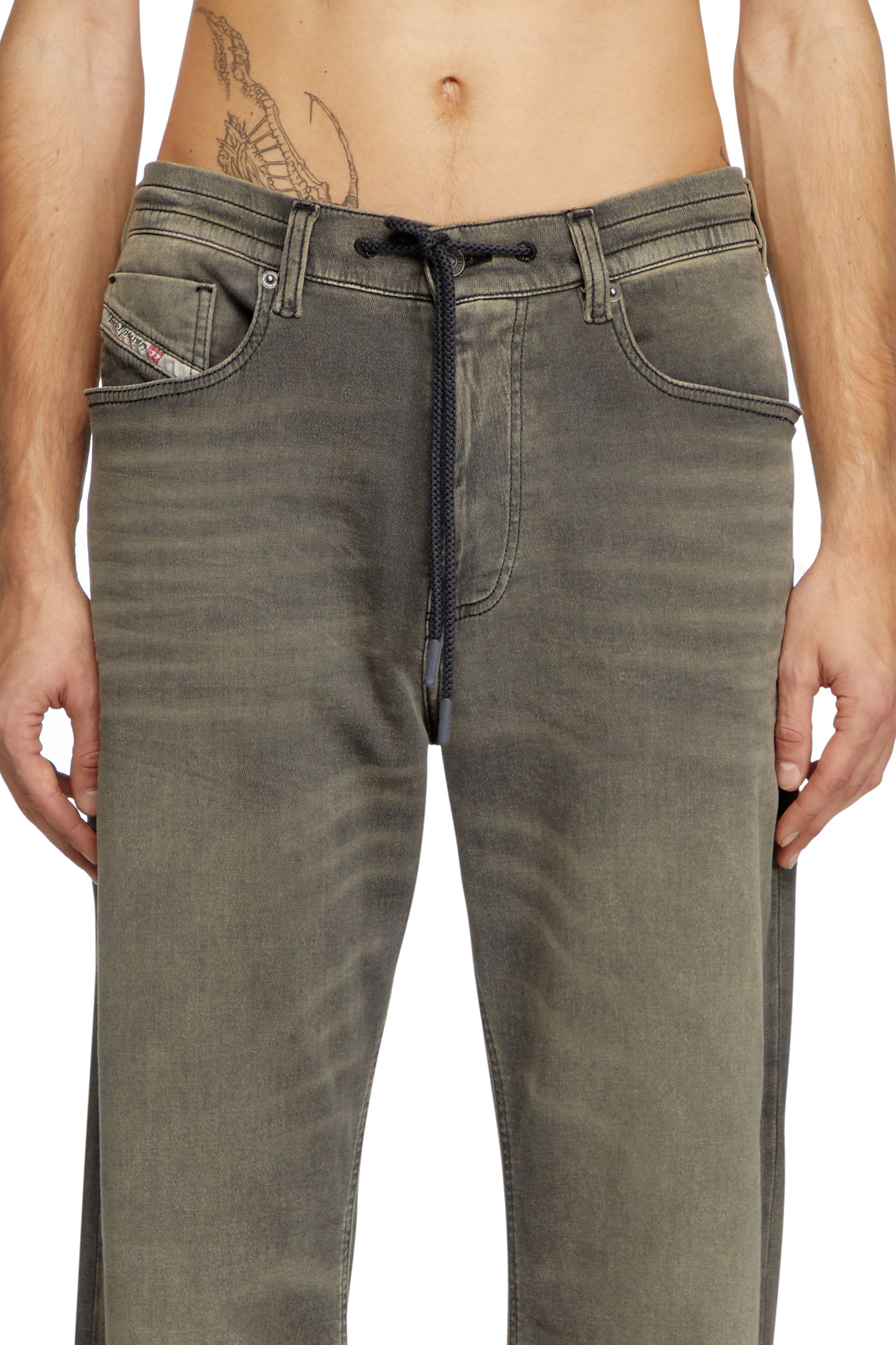 Diesel - Relaxed 2080 D-Reel Joggjeans® 068PD Homme, Gris Clair - Image 4