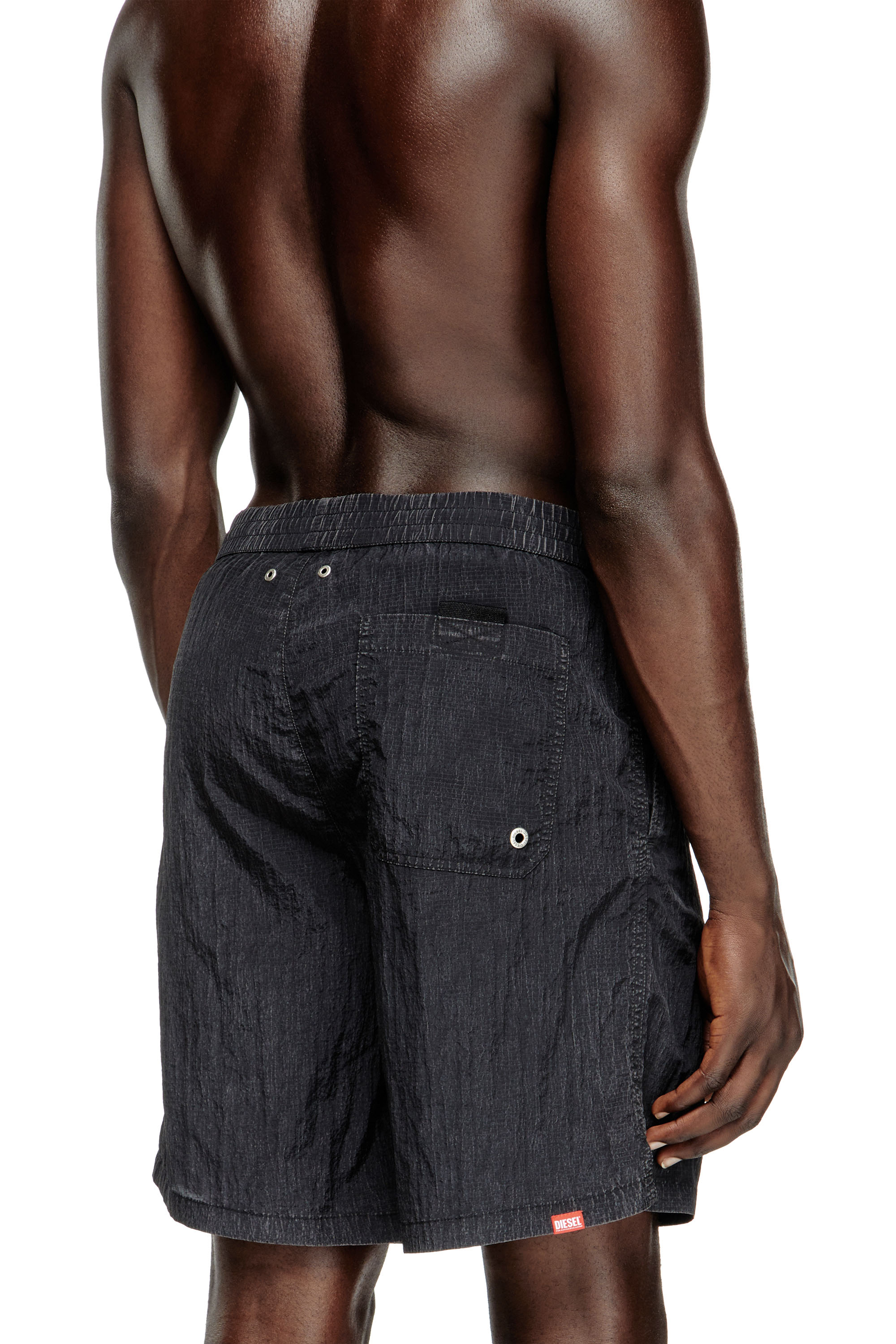 Diesel - POWEL-47.5-UTLT, Male's Board shorts in camo ripstop in Black/Green - 3