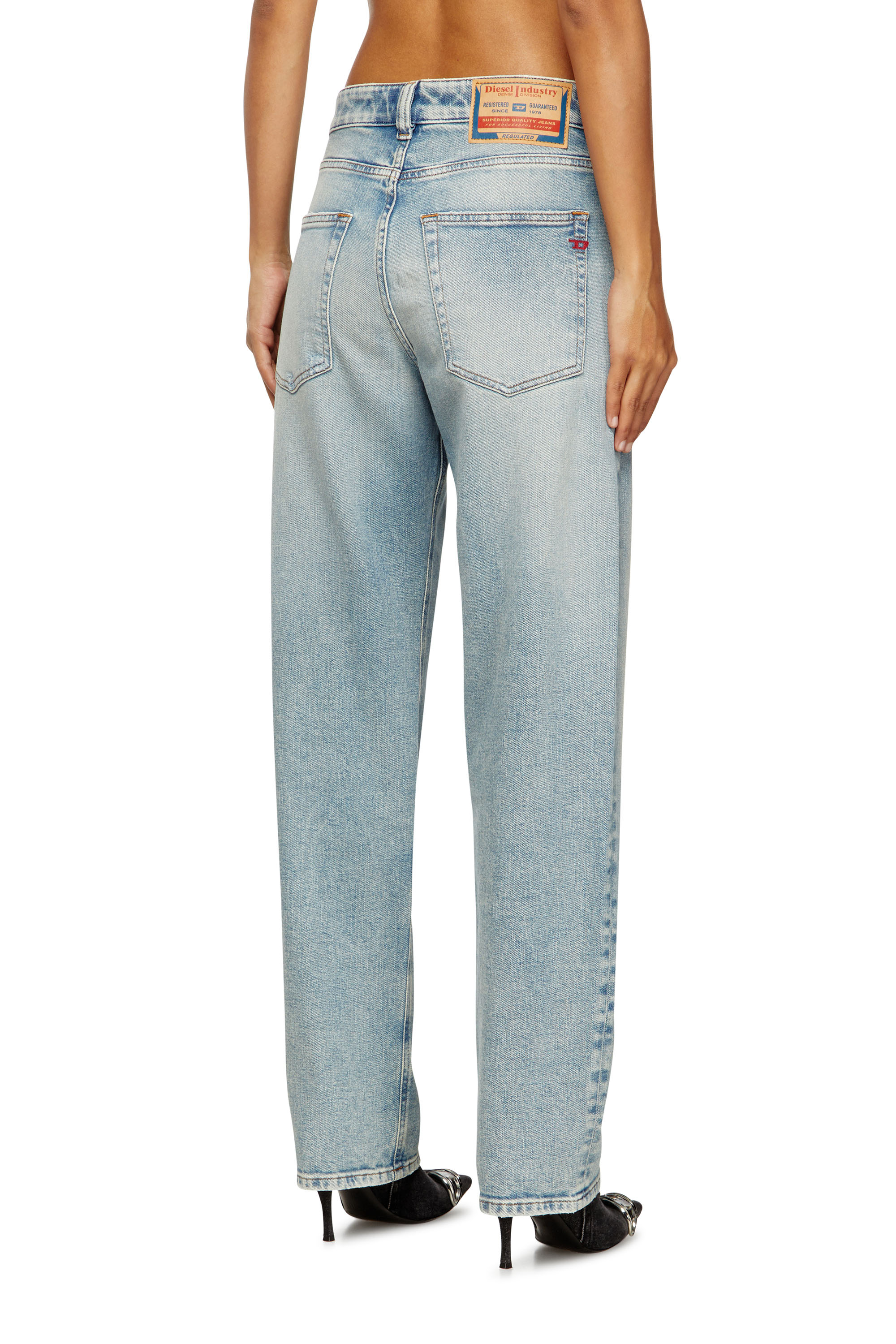 Diesel - Female's Regular Jeans 1988 D-Ark 09M21, Light Blue - 4