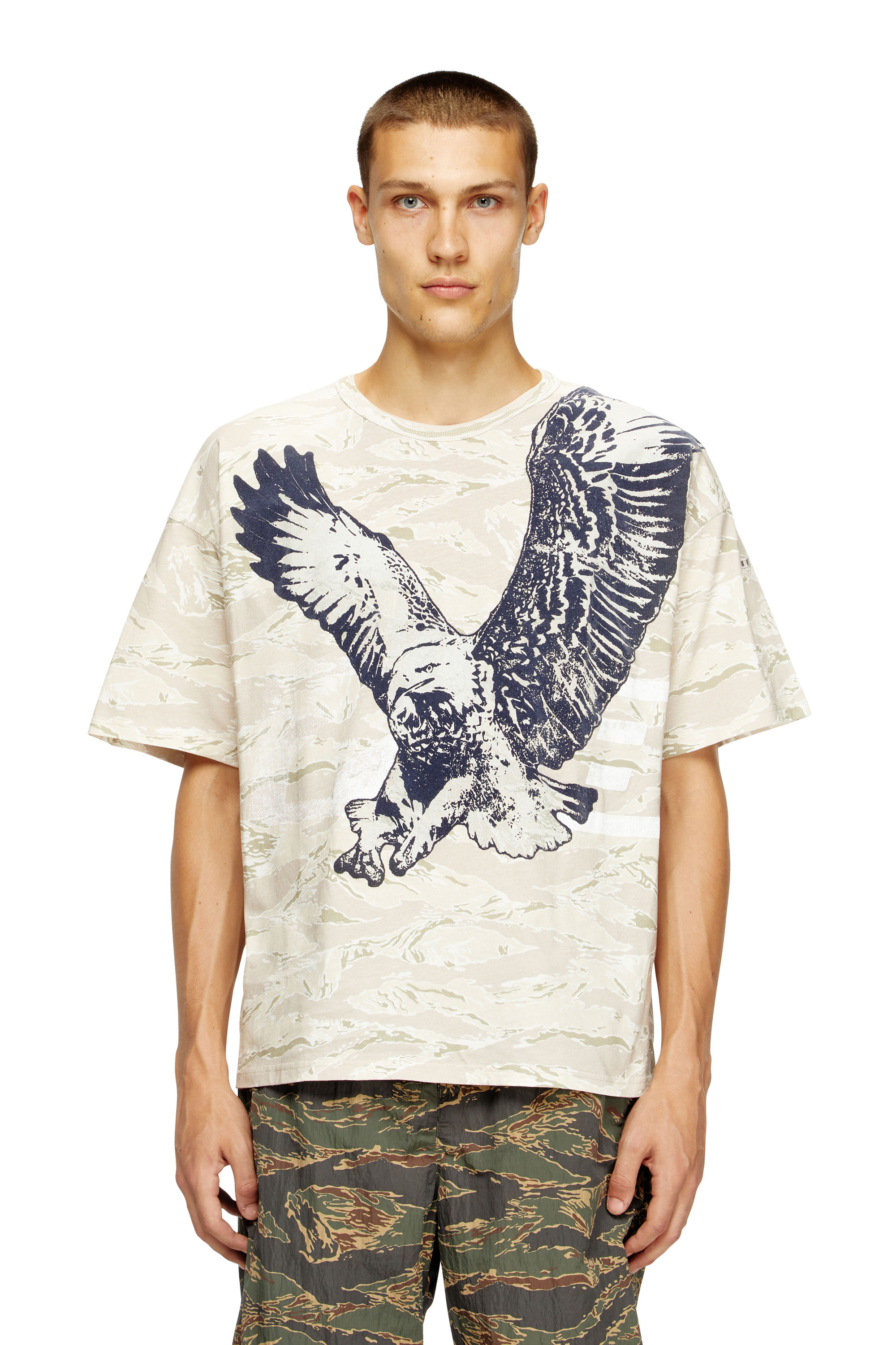 Diesel - T-BOXT-T14, T-shirt camouflage avec imprimé aigle Homme in Marron - 1