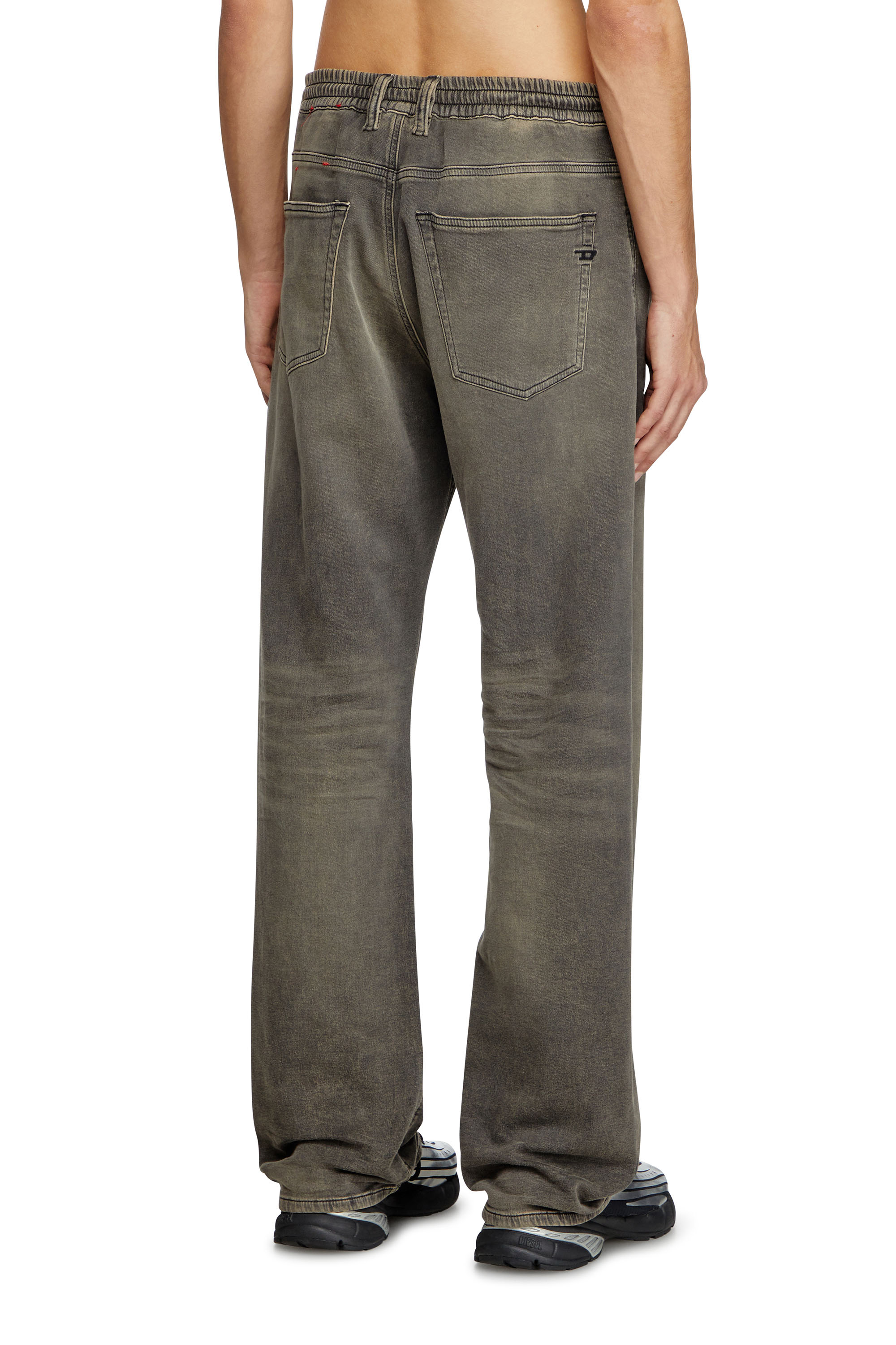 Diesel - Relaxed 2080 D-Reel Joggjeans® 068PD Homme, Gris Clair - Image 3