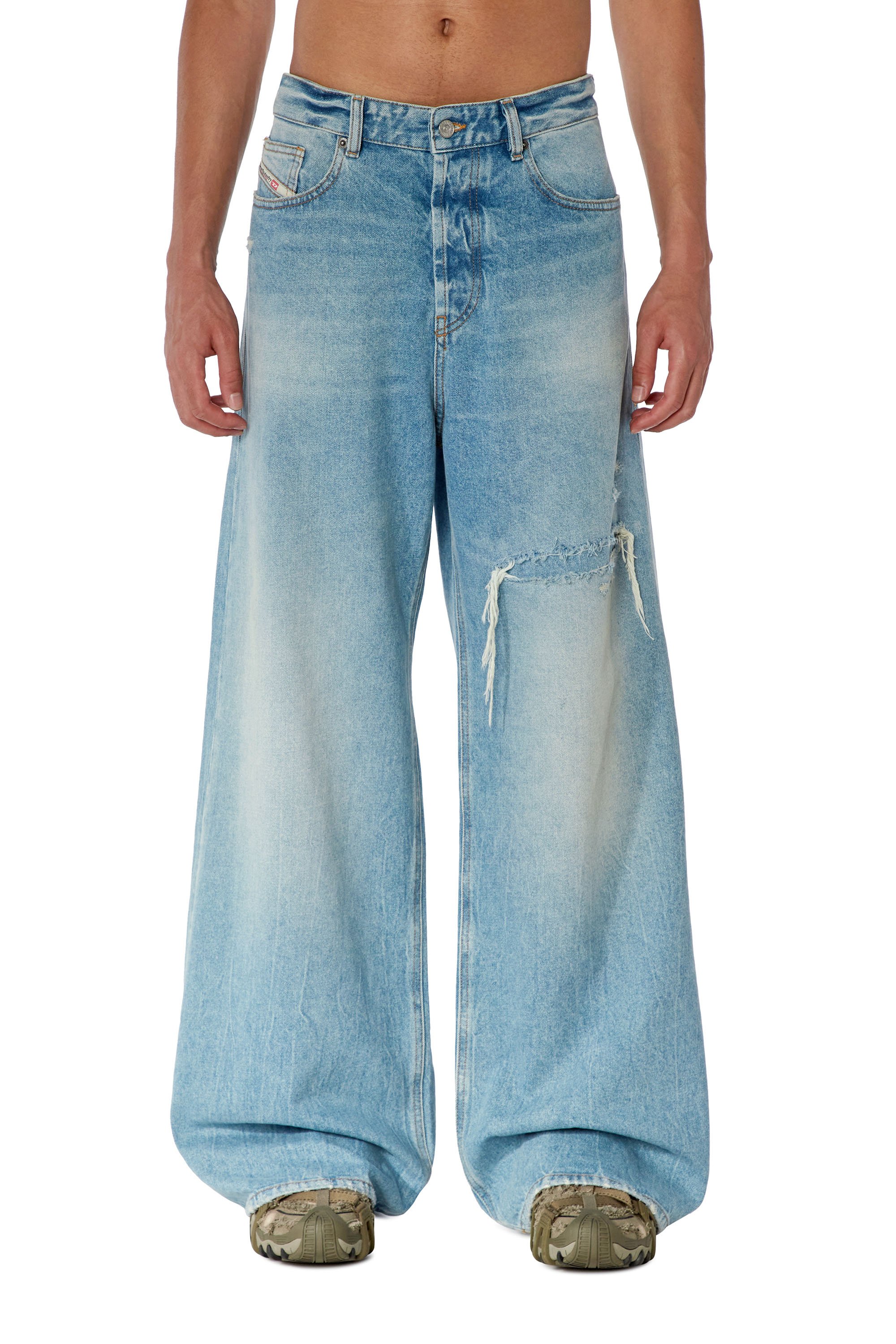 Men Light blue Straight Baggy Jeans: D-Rise 09E25 | Diesel
