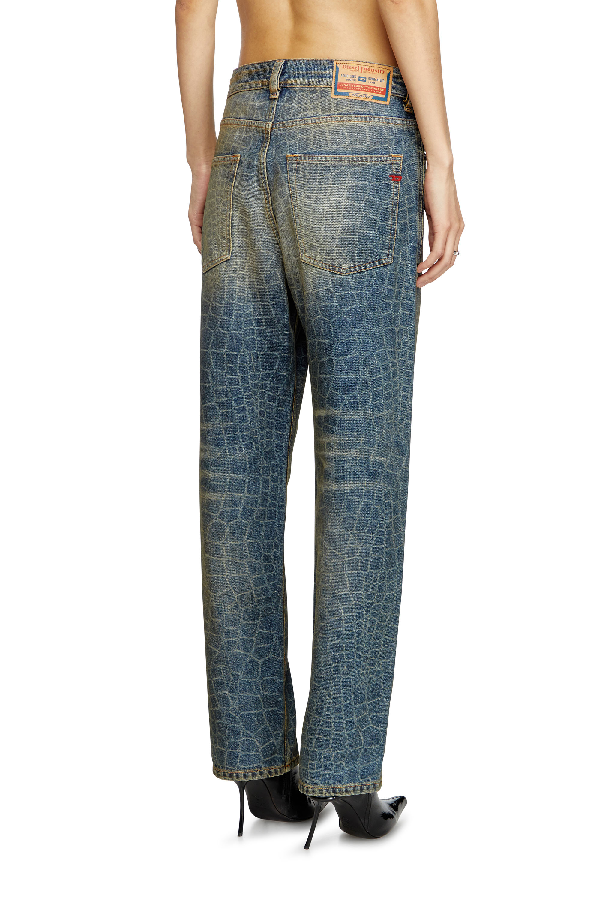 Diesel - Female's Regular Jeans 1988 D-Ark 007BU, Dark Blue - 4