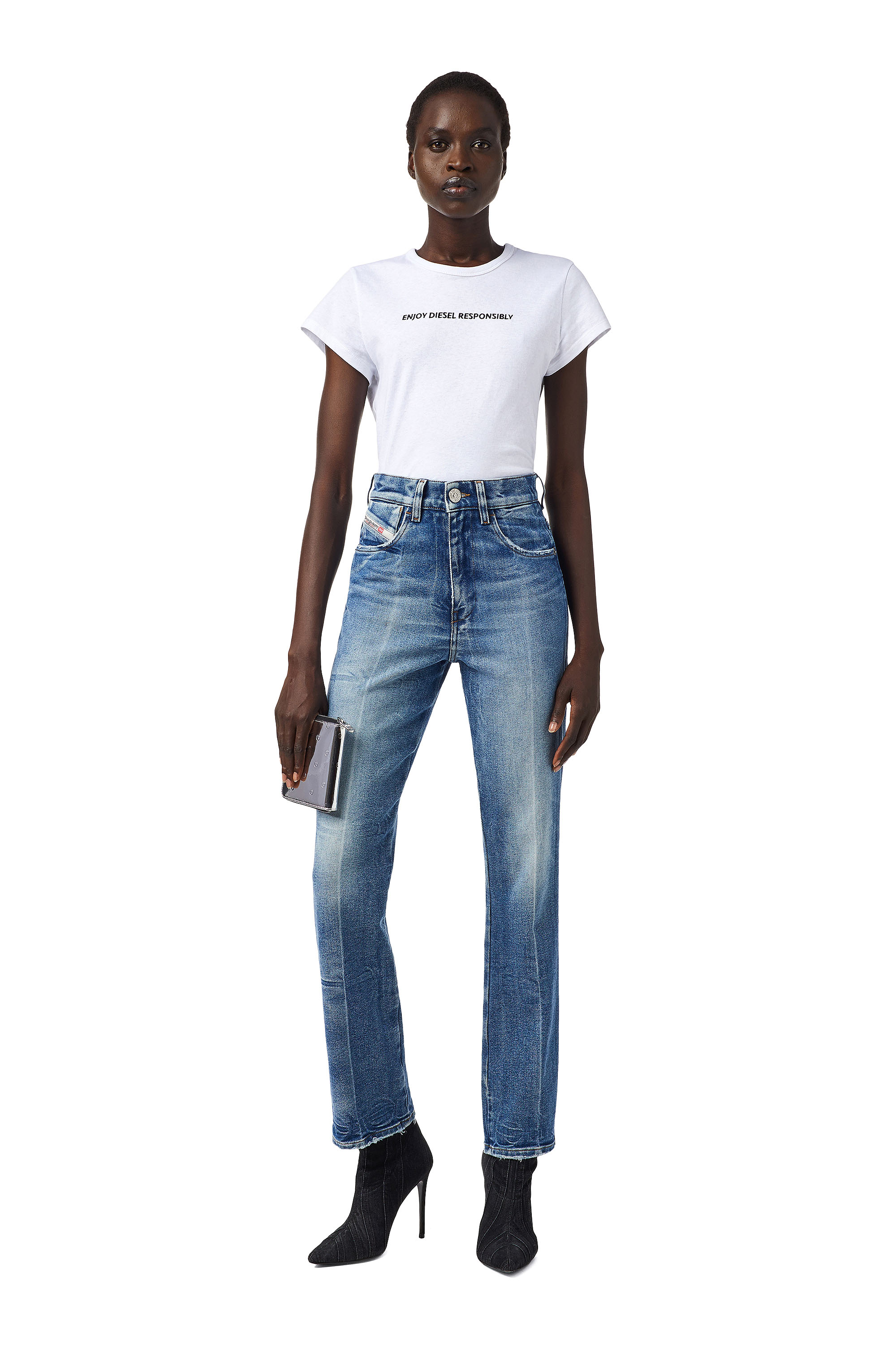 D-Arcy 09A26 Straight Jeans