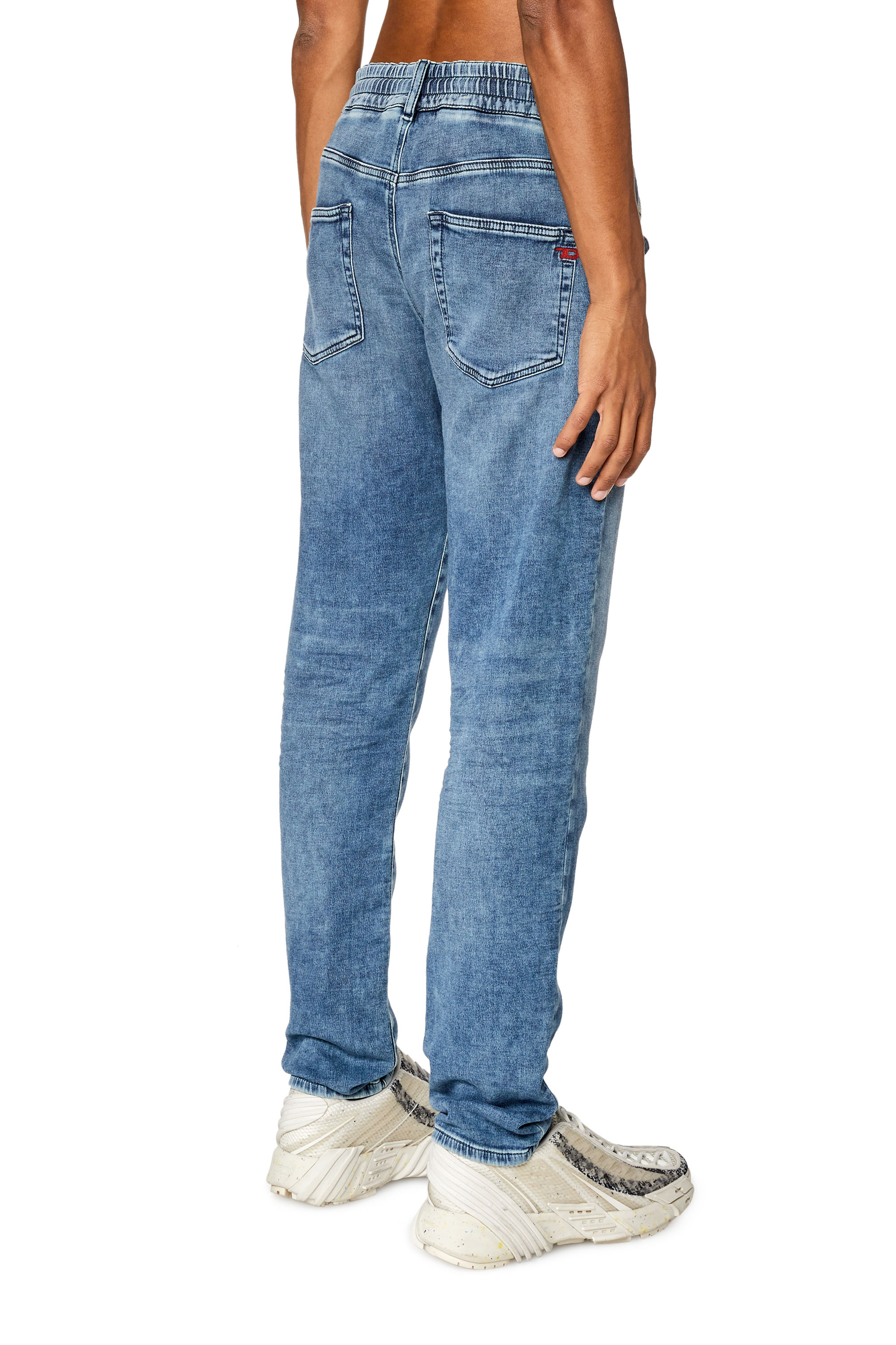 Diesel - Slim D-Strukt JoggJeans® 068FJ, Bleu moyen - Image 4