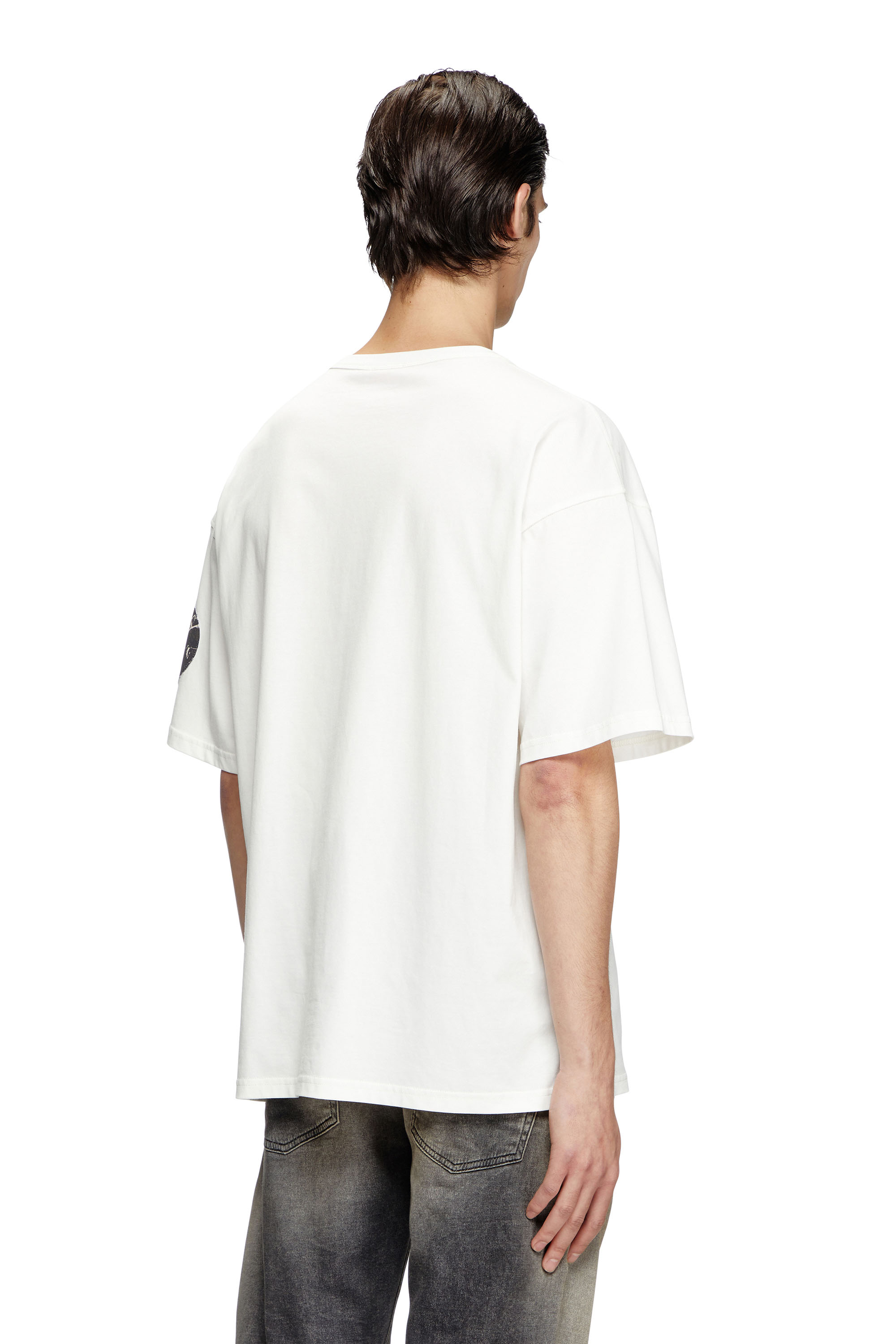 Diesel - T-BOXT-R22, T-shirt avec maxi empiècement en gabardine Homme in Blanc - 3