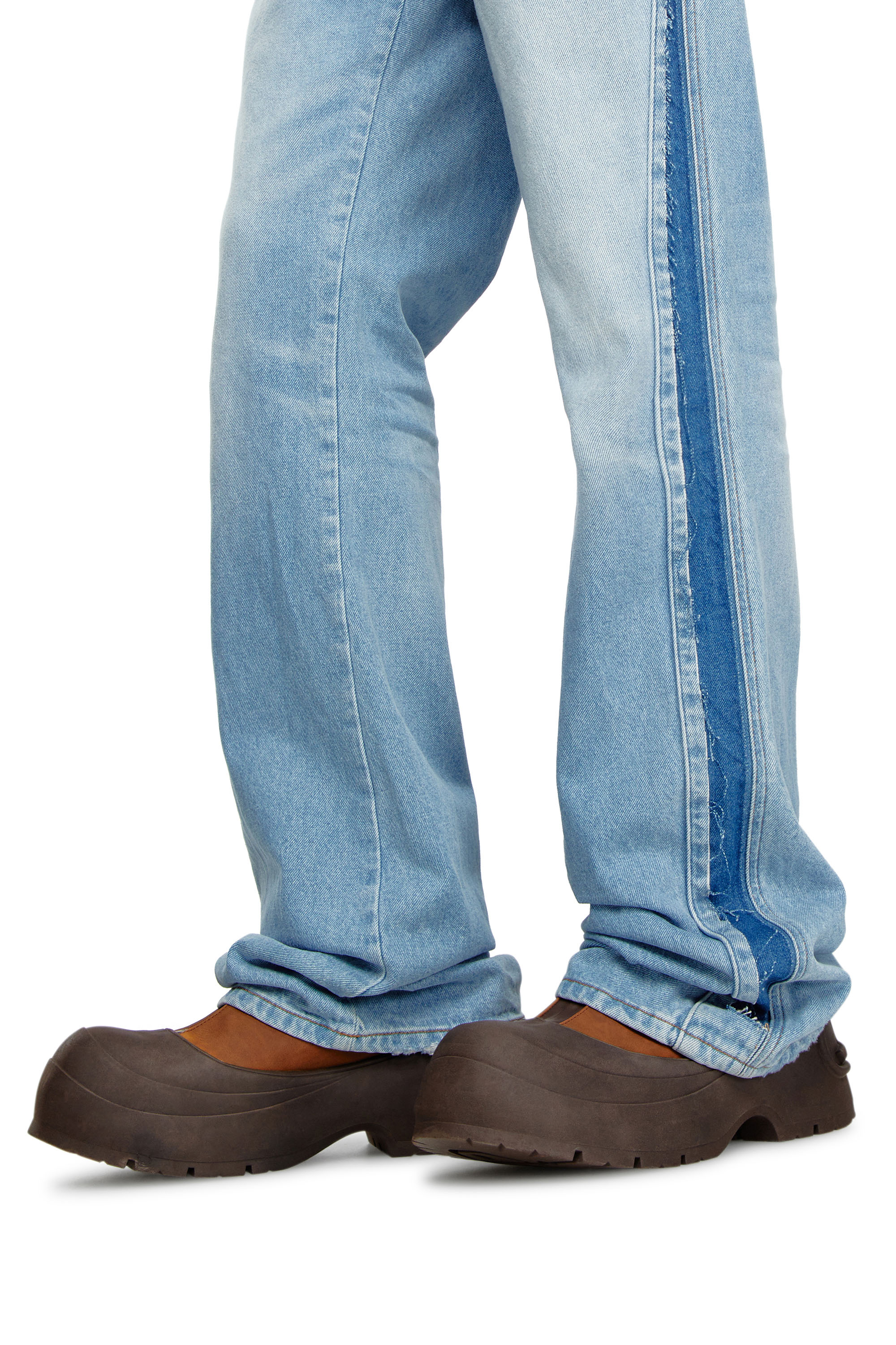 Diesel - Homme Bootcut Jeans 1998 D-Buck 09K34, Bleu Clair - Image 4