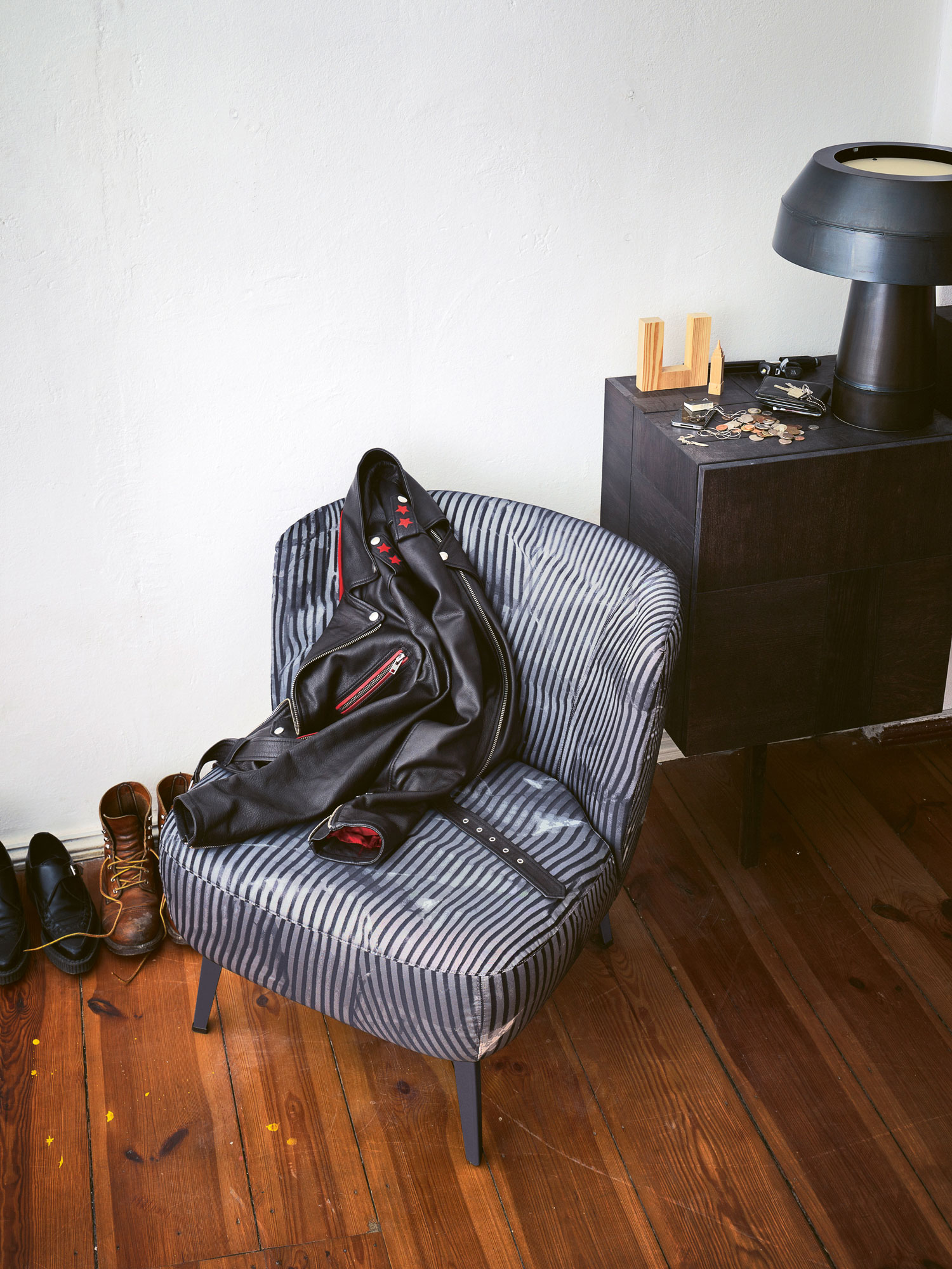 Diesel - GIMME SHELTER - FAUTEUIL,  - Image 1