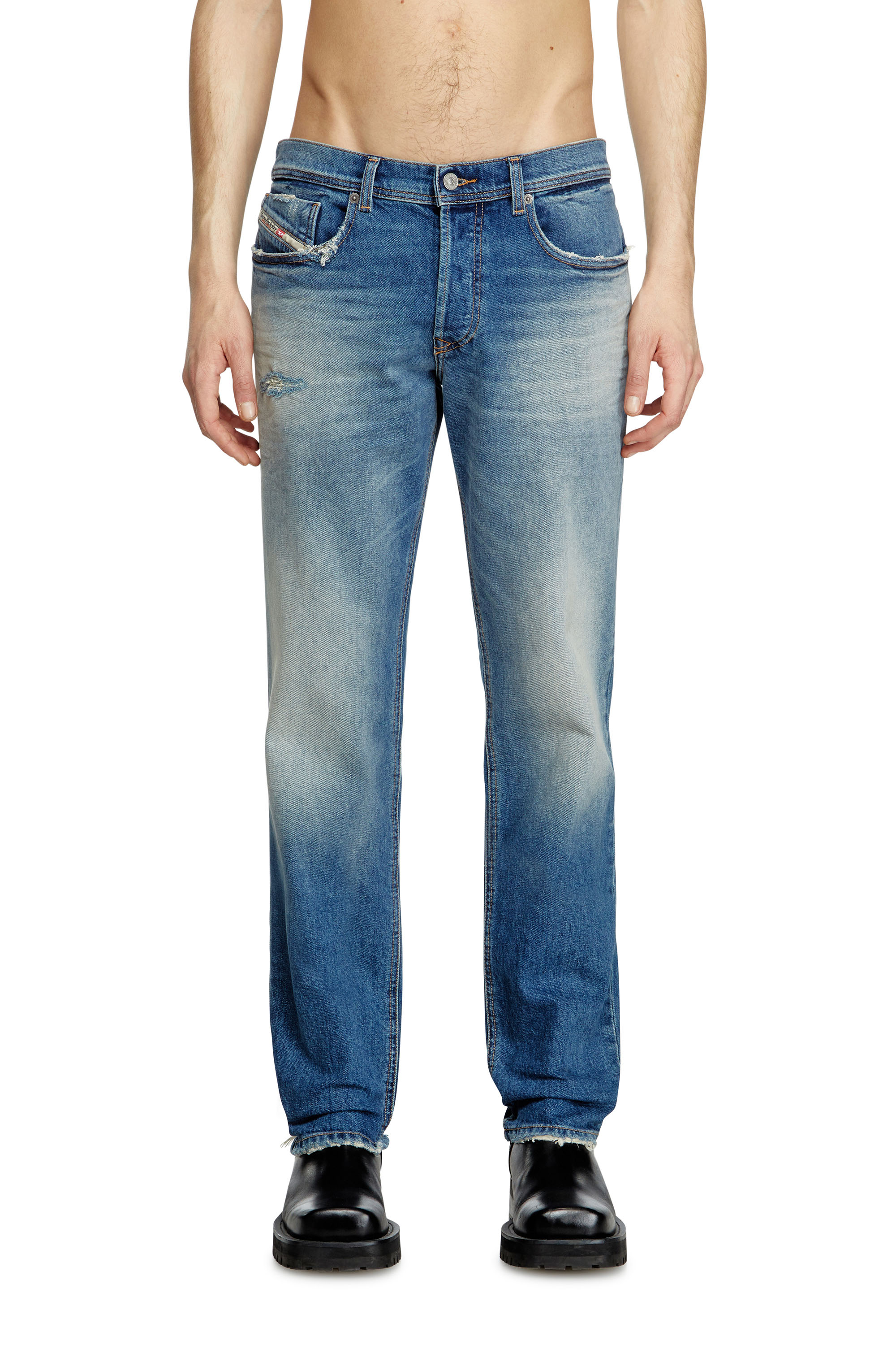 Diesel - Regular Jeans 2023 D-Finitive 0BMBY Homme, Bleu moyen - Image 1