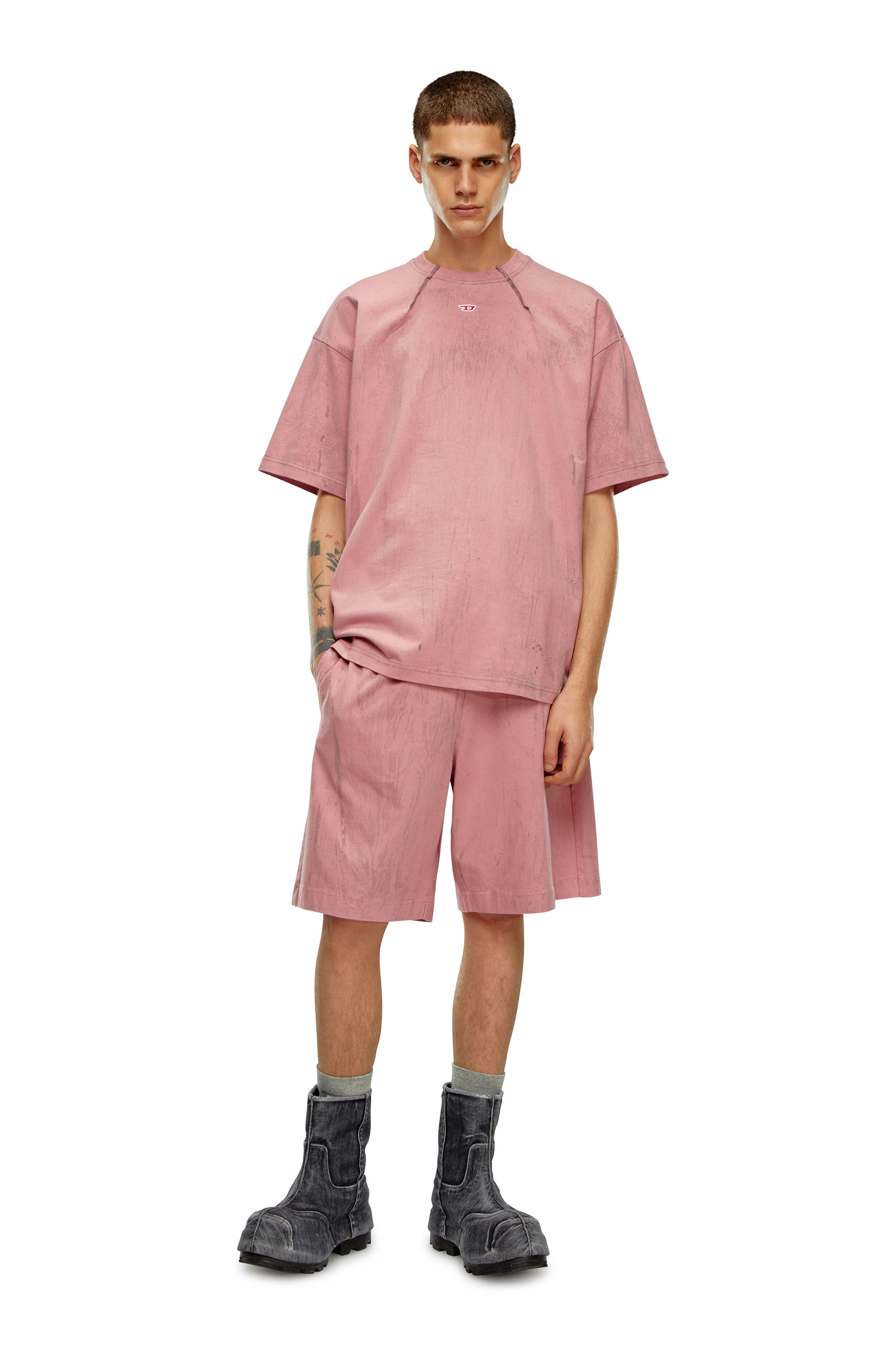 Diesel - T-COS, Homme T-shirt en jersey effet plâtre in Rose - Image 3