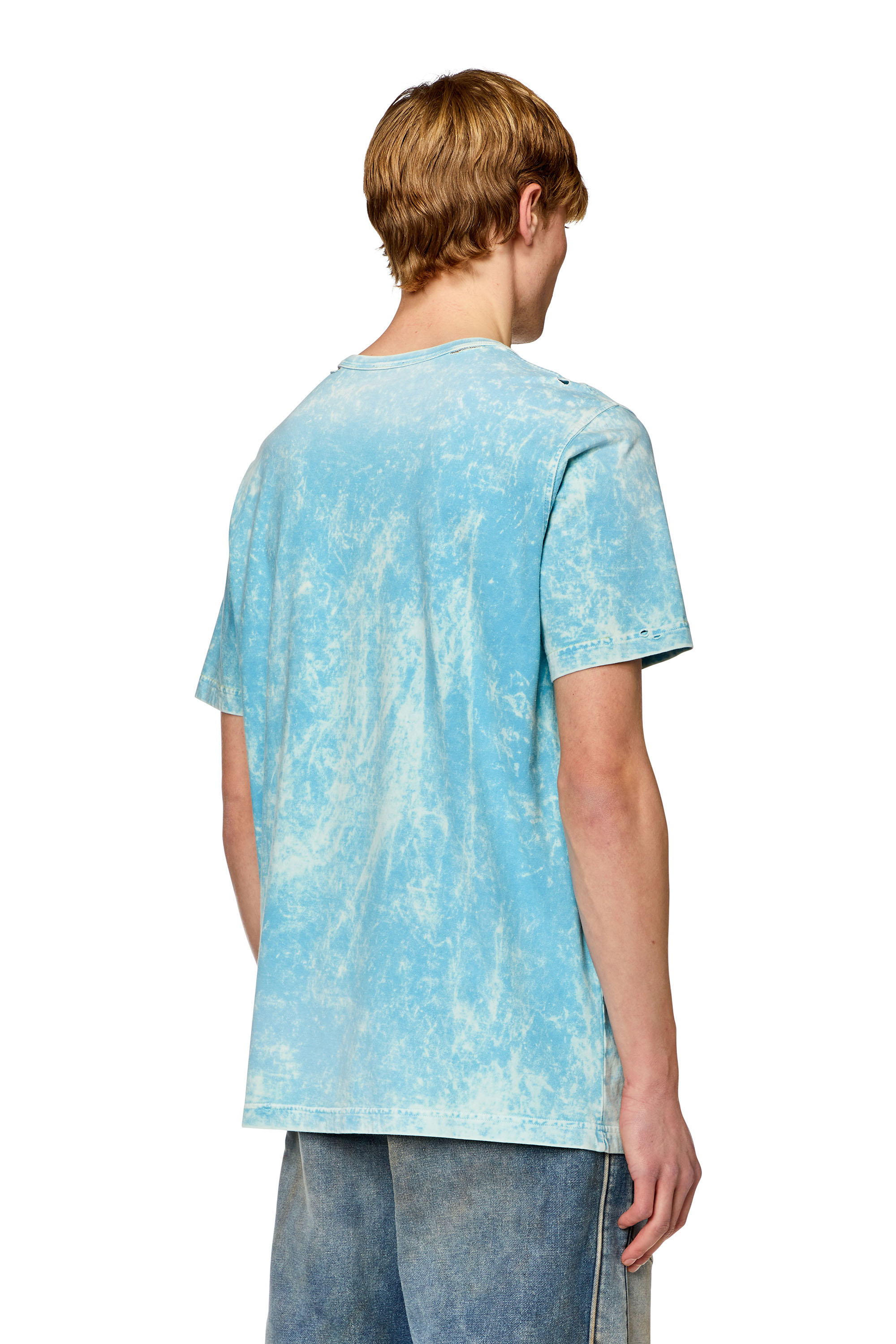 Diesel - T-JUST-N17, Homme T-shirt délavé à l'acide avec logo écusson in Bleu - Image 2