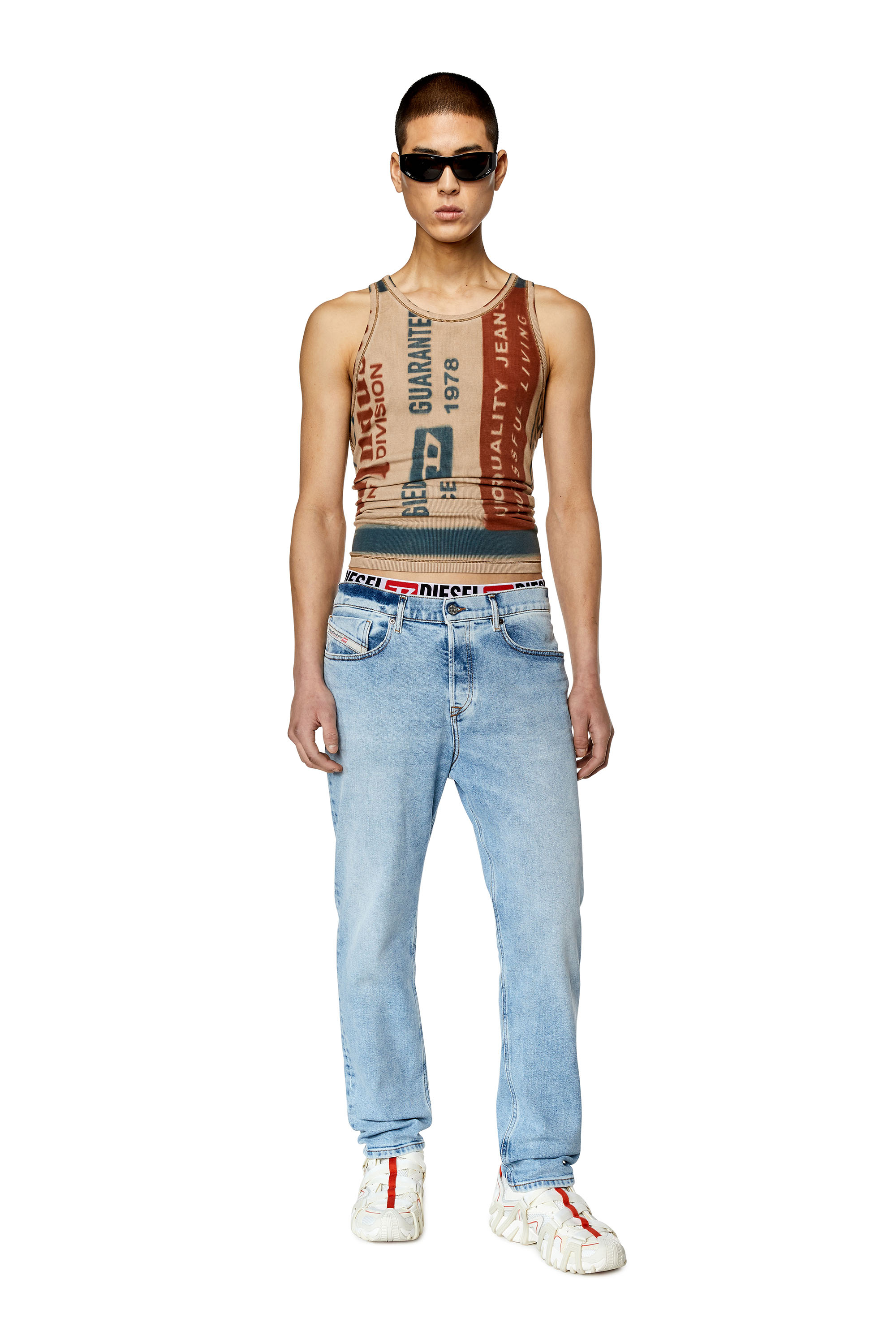 Diesel - Tapered Jeans 2005 D-Fining 09E81, Bleu Clair - Image 4