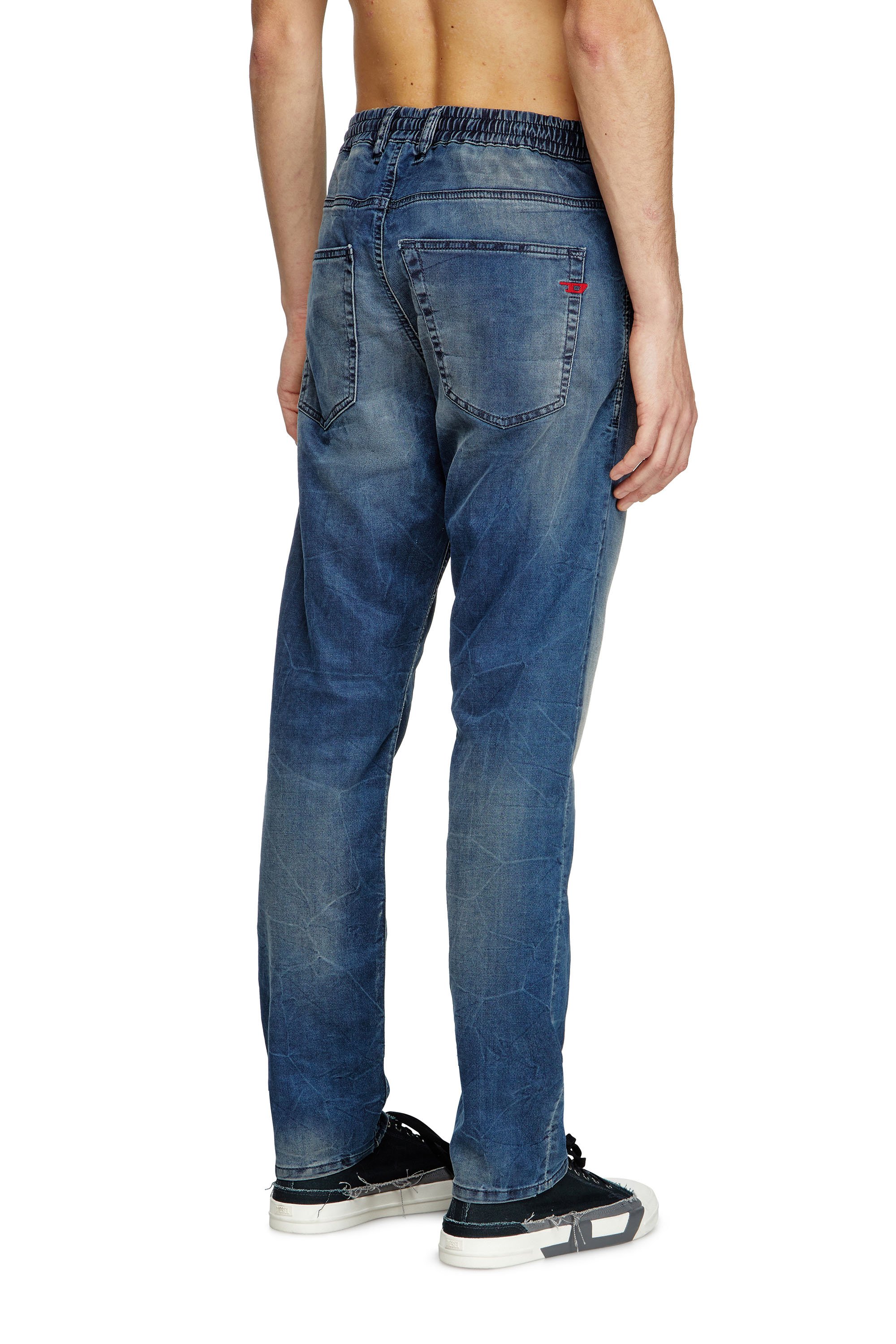 Diesel - Regular 2030 D-Krooley Joggjeans® 068PI Homme, Bleu moyen - Image 4